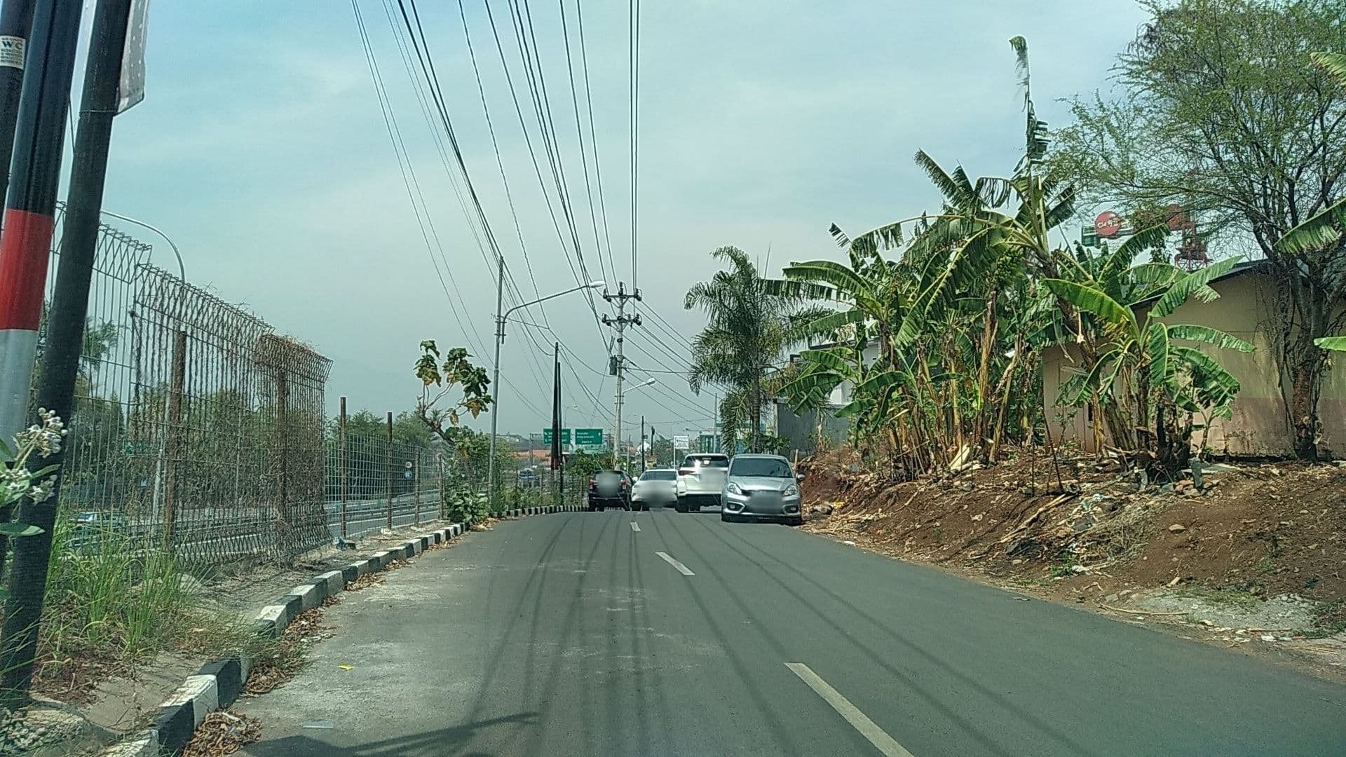 Street view near Hotel Venezia, Semarang — © roadroid (CC BY-SA · Mapillary)
