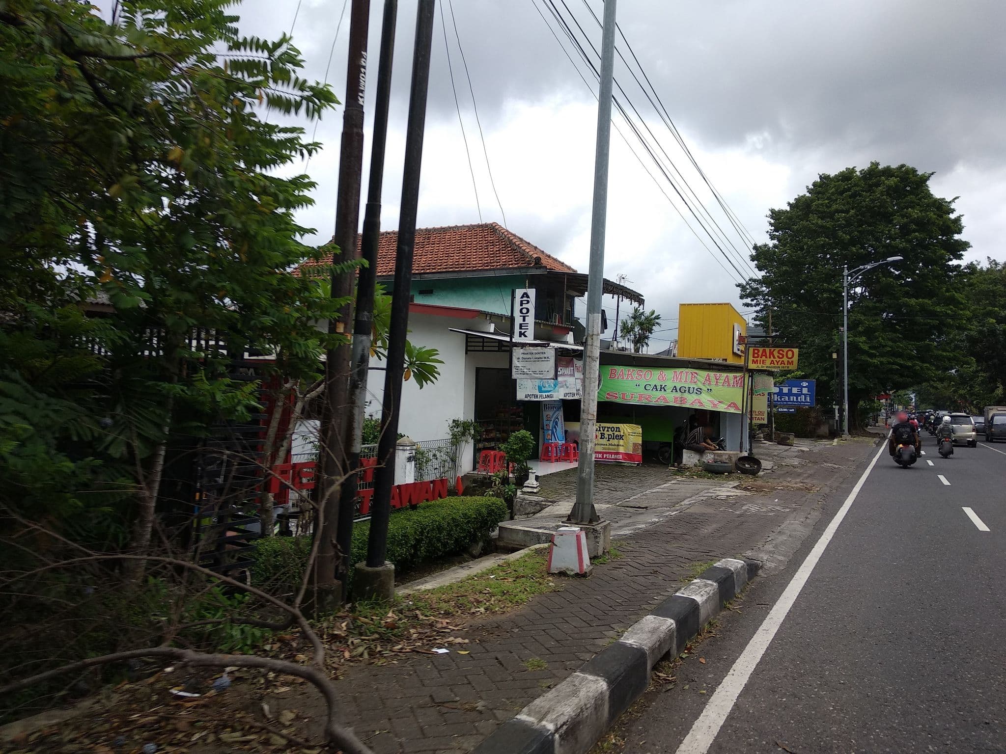 Street view near Patra Jasa Convention Hotel, Semarang — © arizalkawamuna (CC BY-SA · Mapillary)