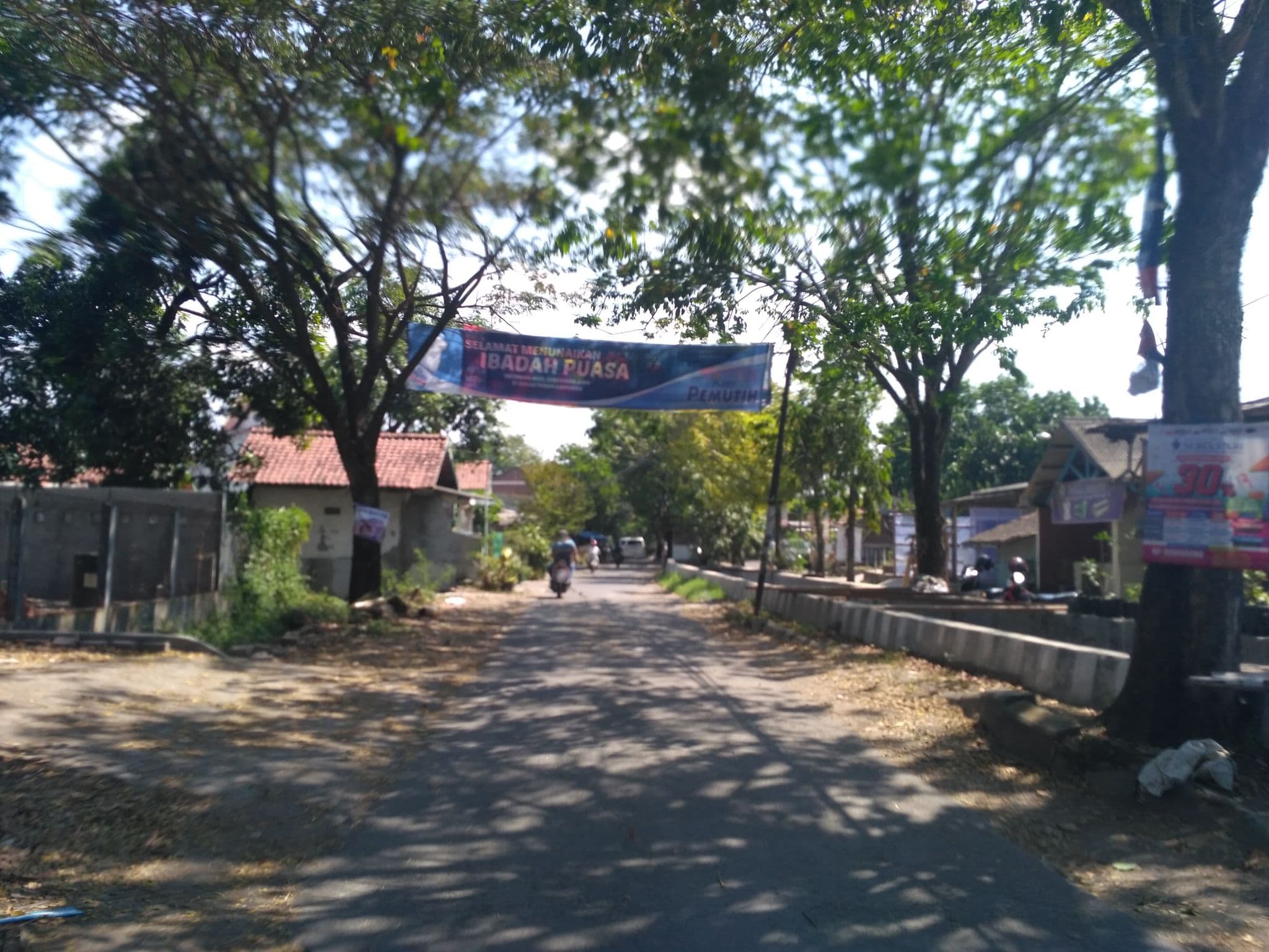 Street view near GuloKlopo House, Semarang — © nicolas_samosir (CC BY-SA · Mapillary)