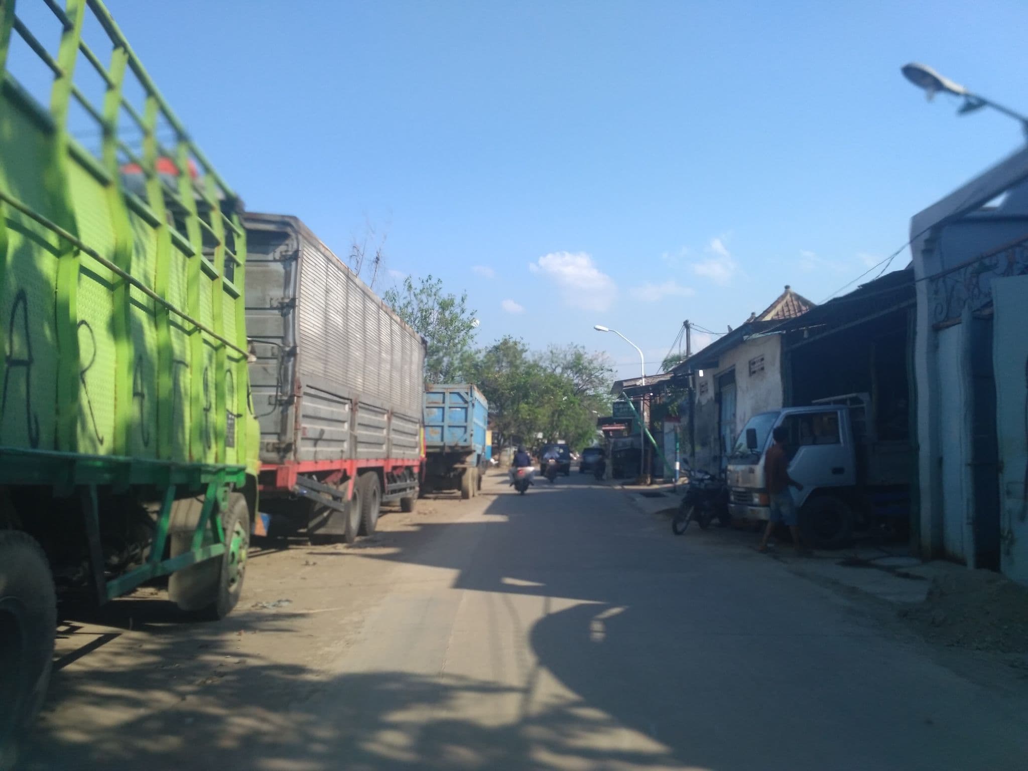 Street view near Rest Room, Semarang — © nicolas_samosir (CC BY-SA · Mapillary)