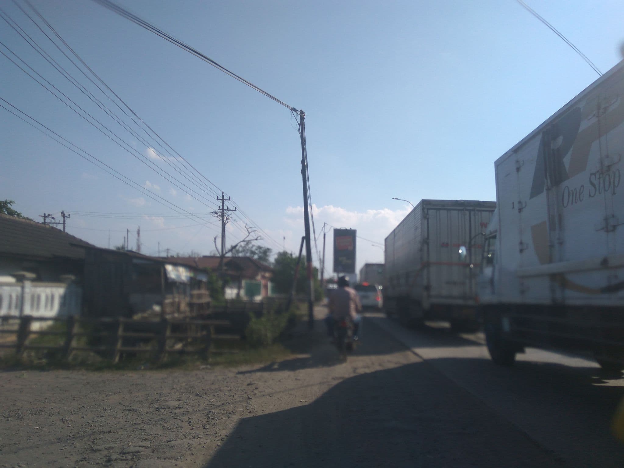 Street view near Ayodya hotel & Resort, Semarang — © nicolas_samosir (CC BY-SA · Mapillary)
