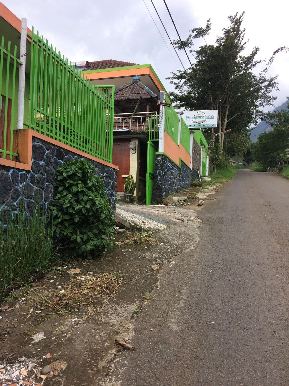 Street view near Batuque Town Villa 2, Batu — © maphunter_id (CC BY-SA · Mapillary)