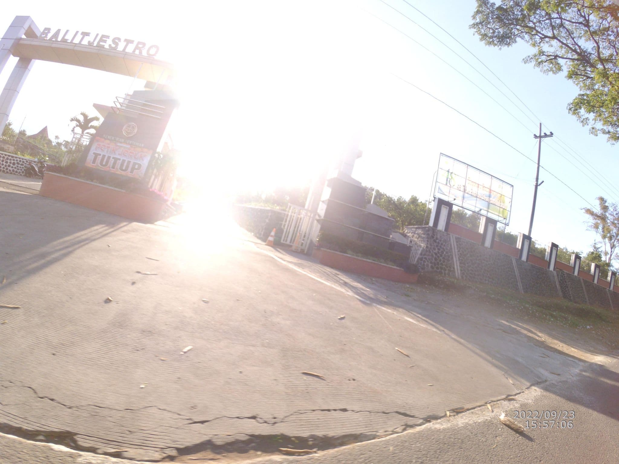 Street view near Balitjestro Guesthouse, Batu — © maphunter_id (CC BY-SA · Mapillary)