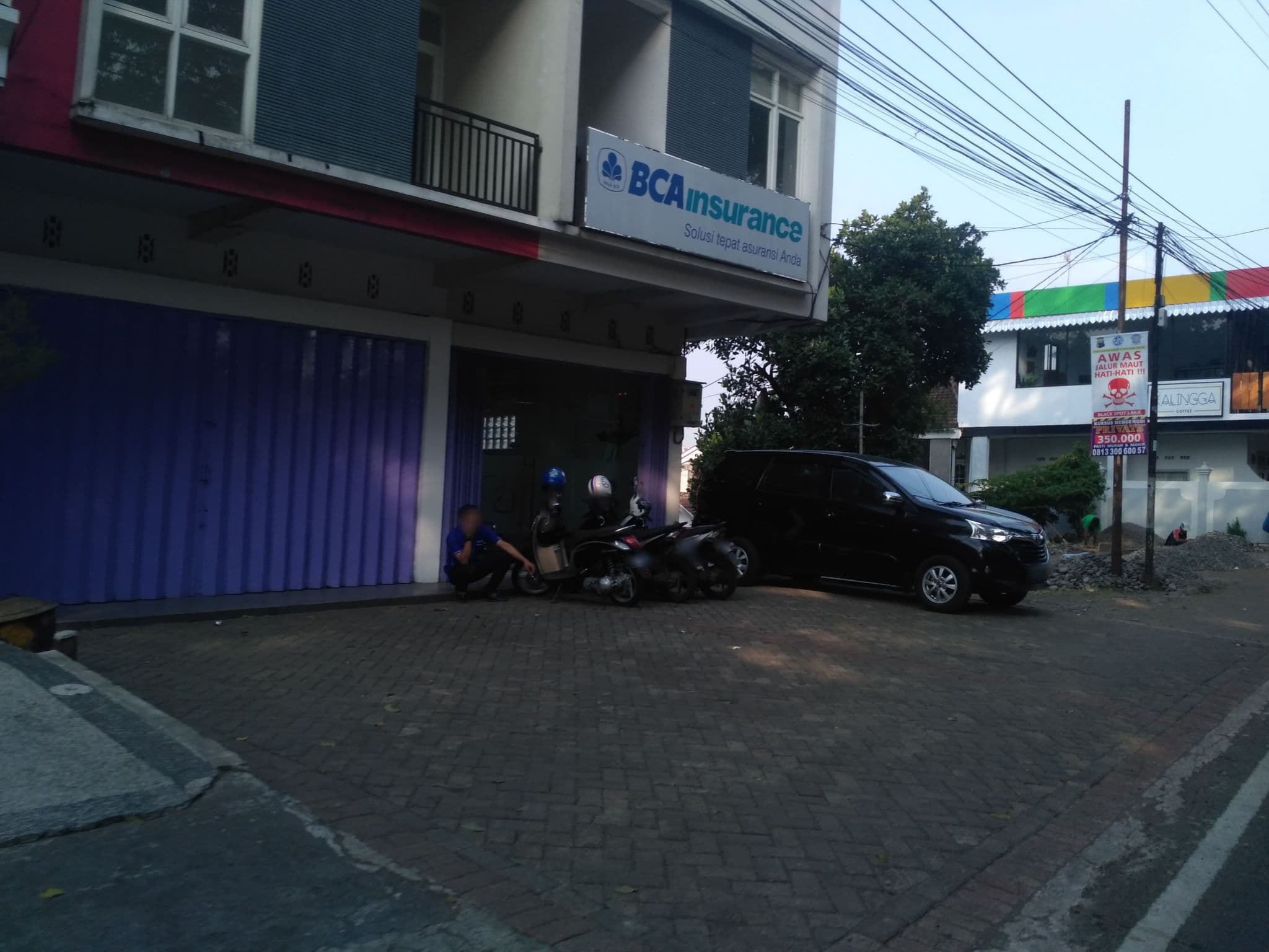 Street view near Ambon Guest House, Malang — © adi_sucipto (CC BY-SA · Mapillary)