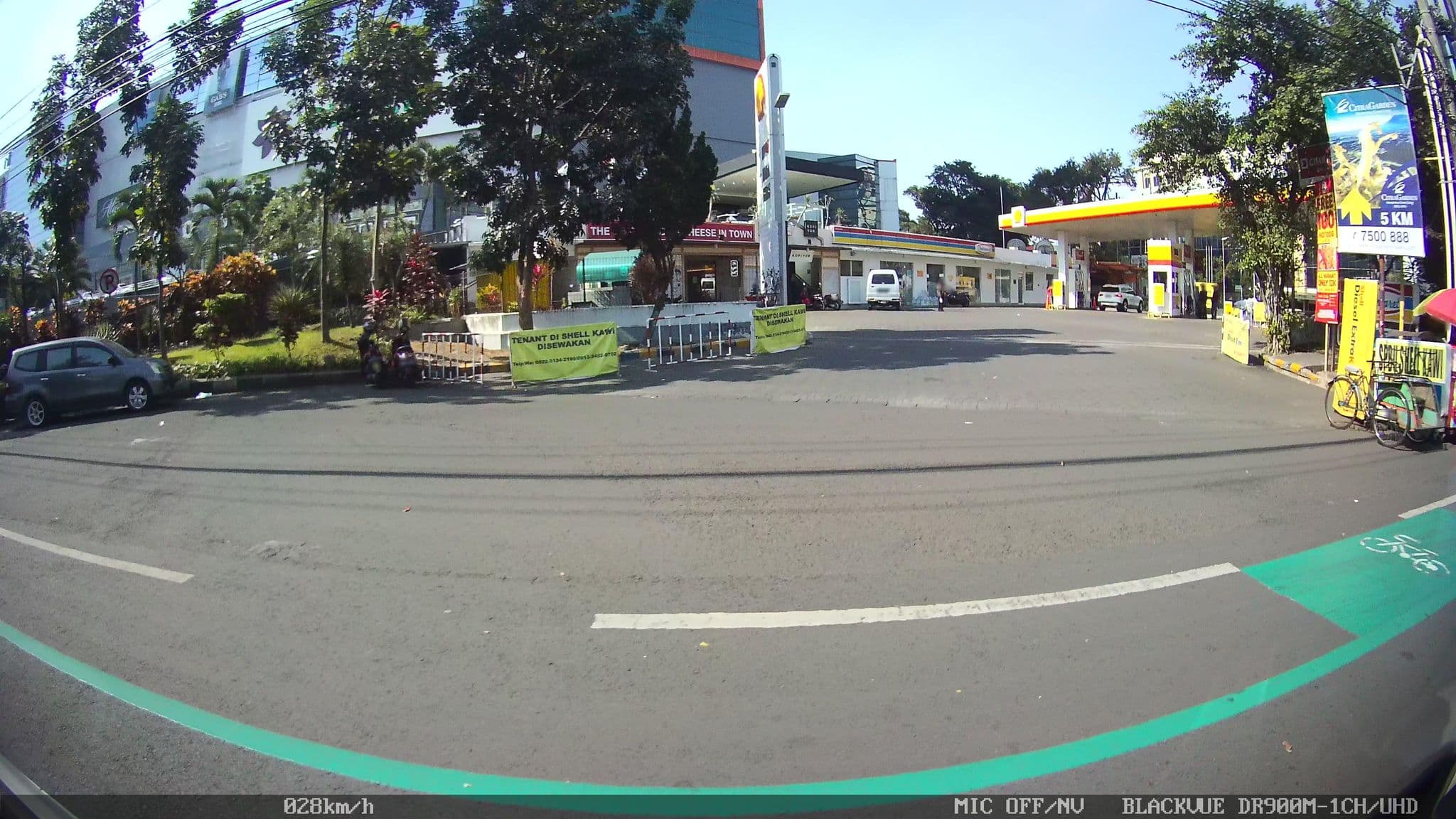 Street view near Kawi Lounge, Malang — © kaart_2 (CC BY-SA · Mapillary)