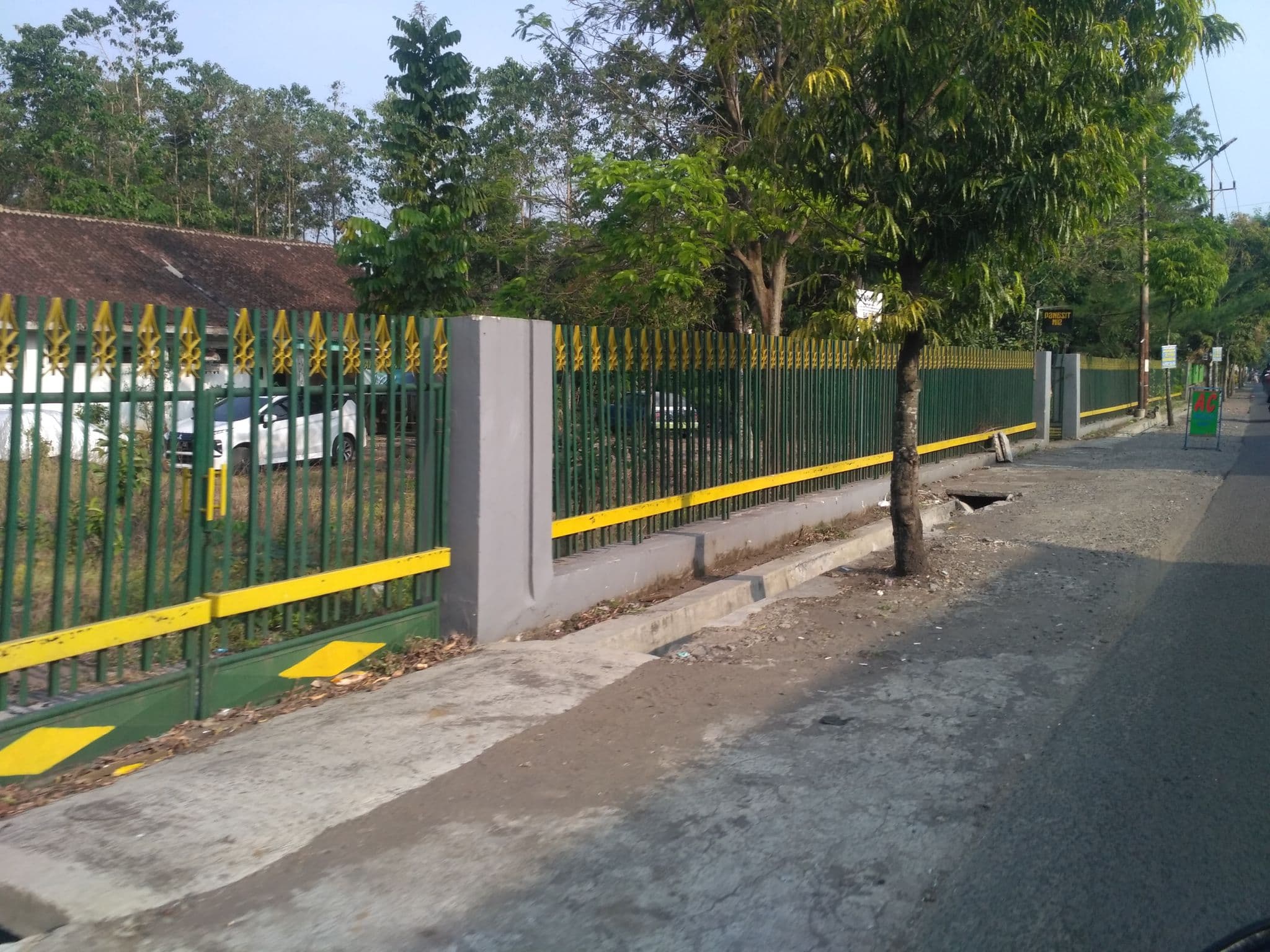 Street view near Hotel cempuri, Malang — © adi_sucipto (CC BY-SA · Mapillary)