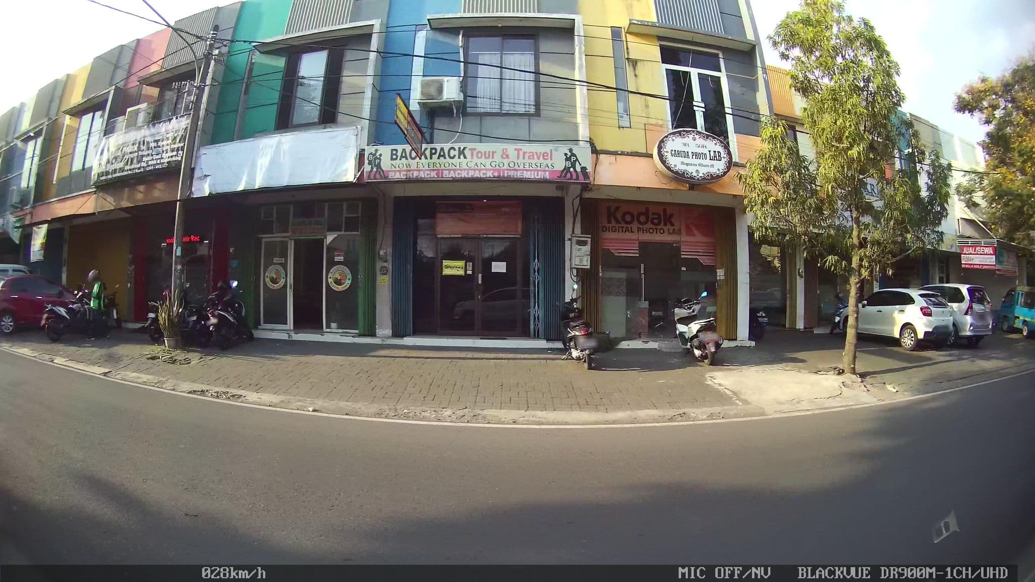 Street view near Capsule Butik Hostel, Malang — © kaart_2 (CC BY-SA · Mapillary)