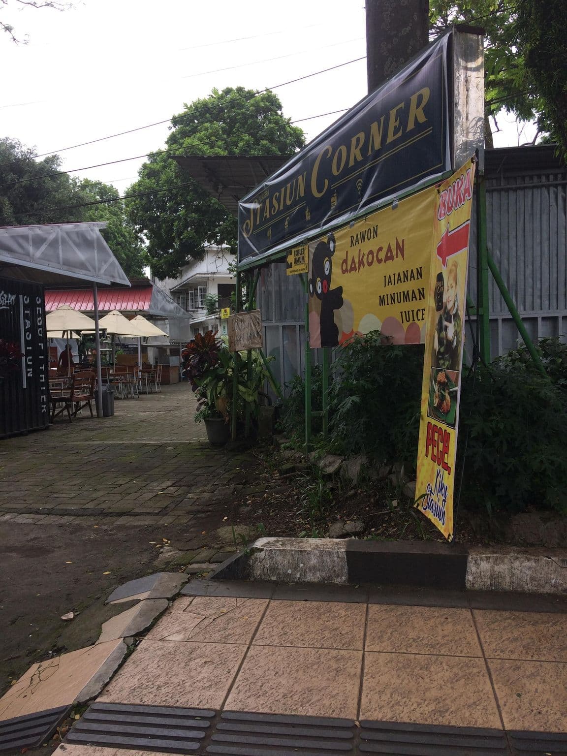 Street view near Chibi Rental Motor, Malang — © maphunter_id (CC BY-SA · Mapillary)