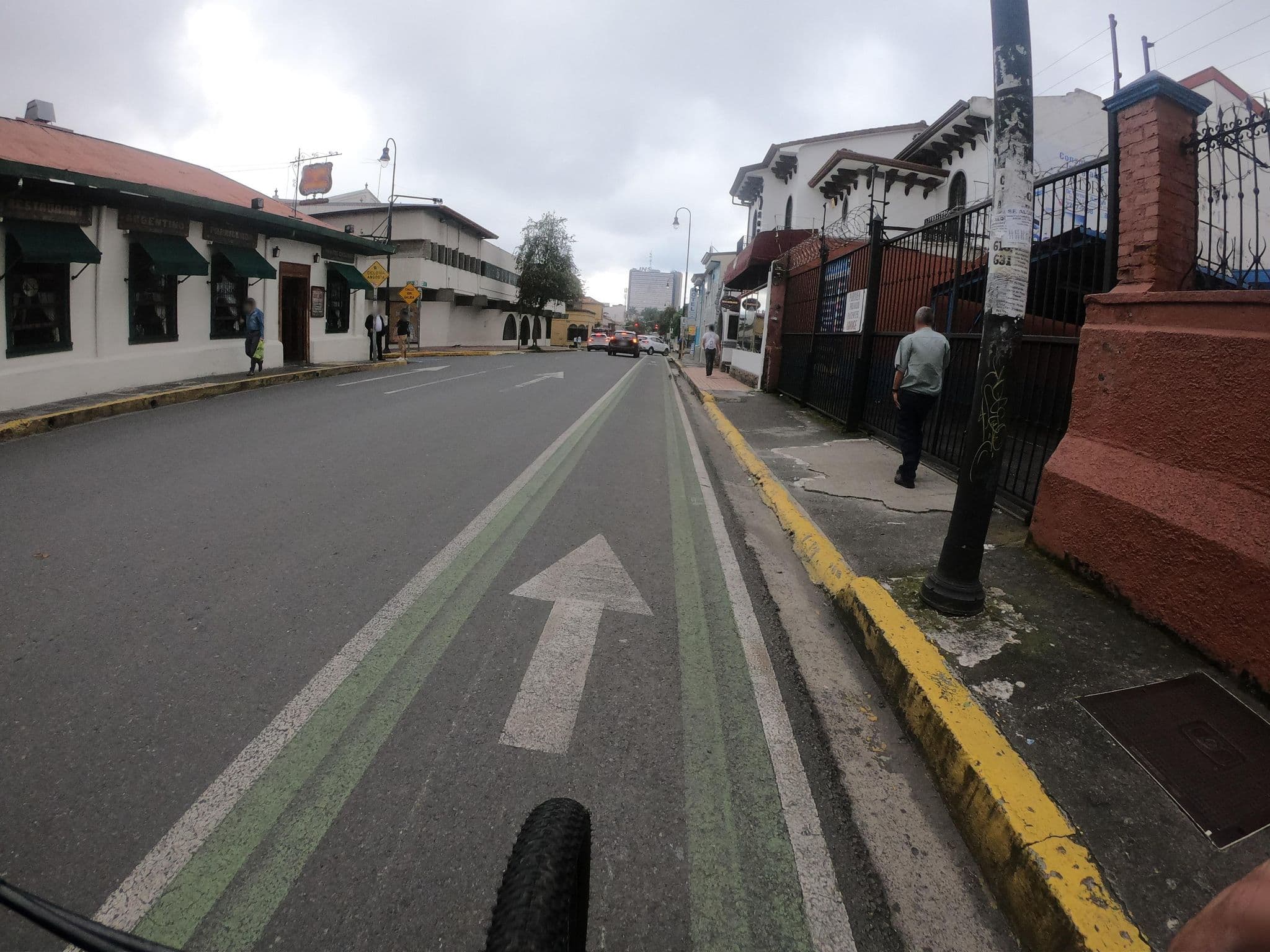 Street view near Hotel Colonial, San José