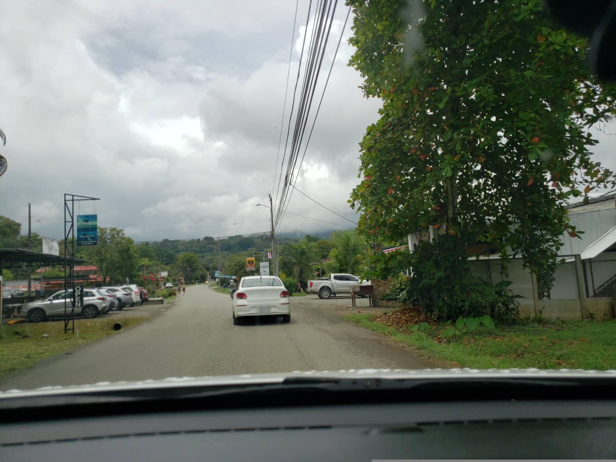 Street view near Bahia Azul, Uvita