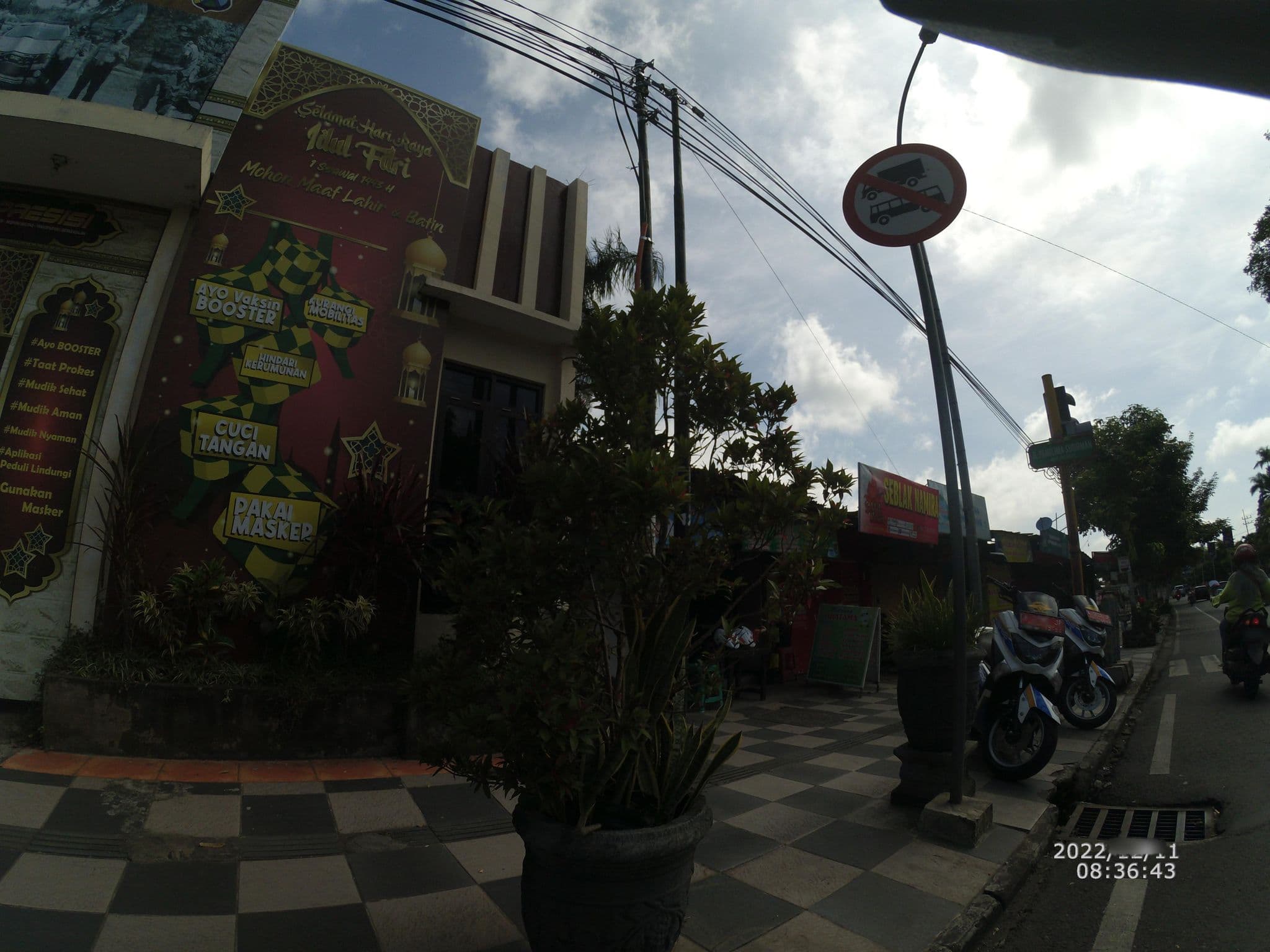 Street view near Batu Wonderland, Batu — © maphunter_id (CC BY-SA · Mapillary)