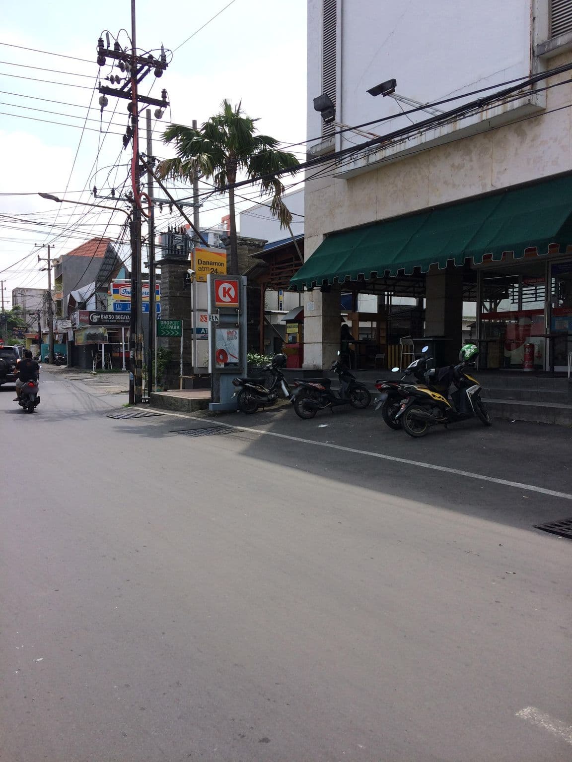 Street view near Aston Balikpapan, Gedangan — © maphunter_id (CC BY-SA · Mapillary)