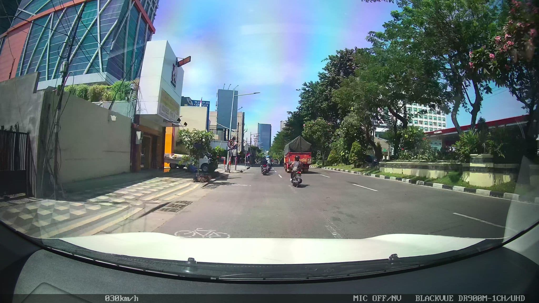 Street view near Hotel Tulip Madiun-Jawa Timur, Surabaya — © kaart_2 (CC BY-SA · Mapillary)