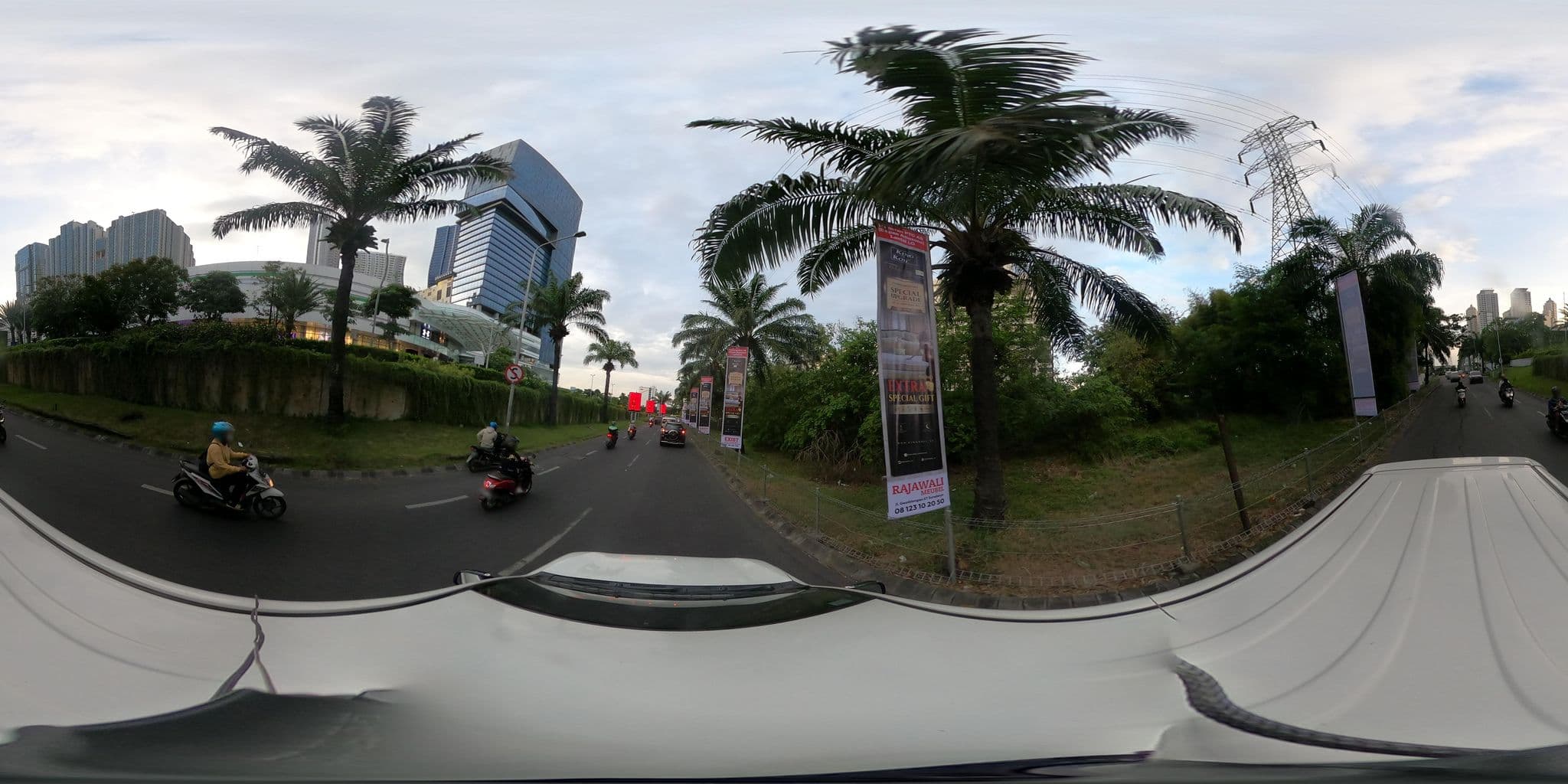 Street view near metropole  #1 batu, Surabaya — © kaart_360 (CC BY-SA · Mapillary)