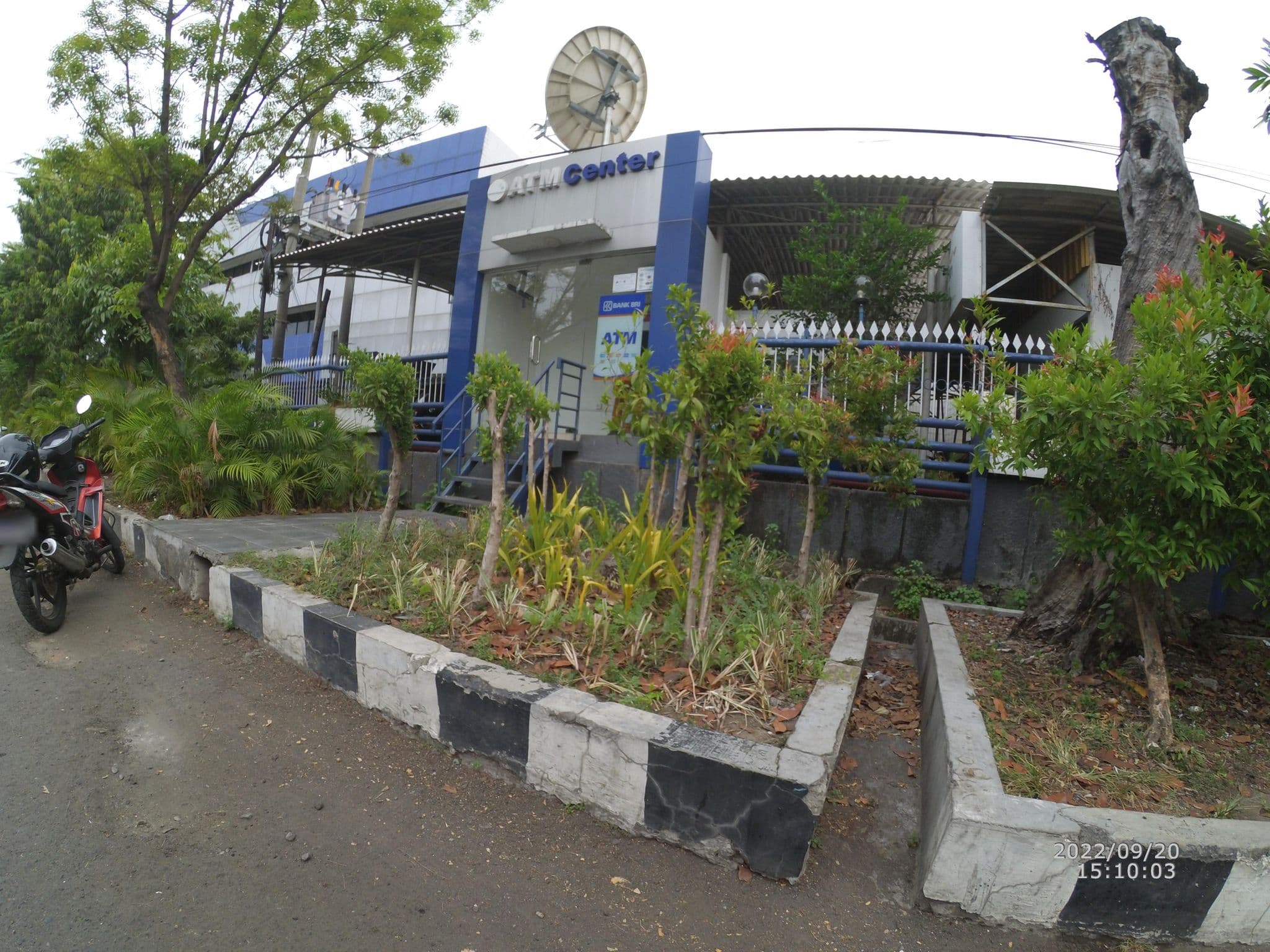 Street view near Hoormoes Hotel, Surabaya — © maphunter_id (CC BY-SA · Mapillary)