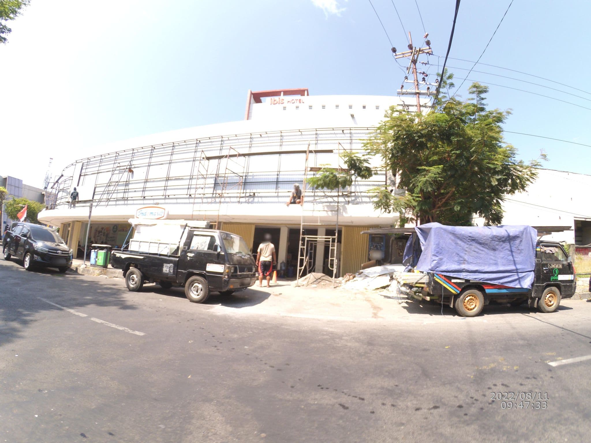 Street view near Kamal Room Hotel Cendana Lt. 2, Surabaya — © maphunter_id (CC BY-SA · Mapillary)