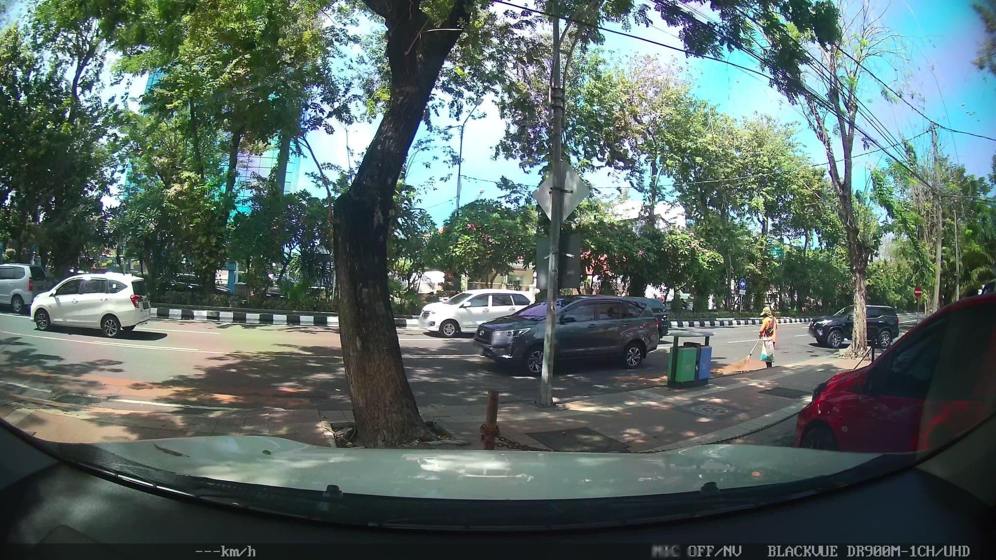 Street view near Hotel Andita, Surabaya — © kaart_2 (CC BY-SA · Mapillary)