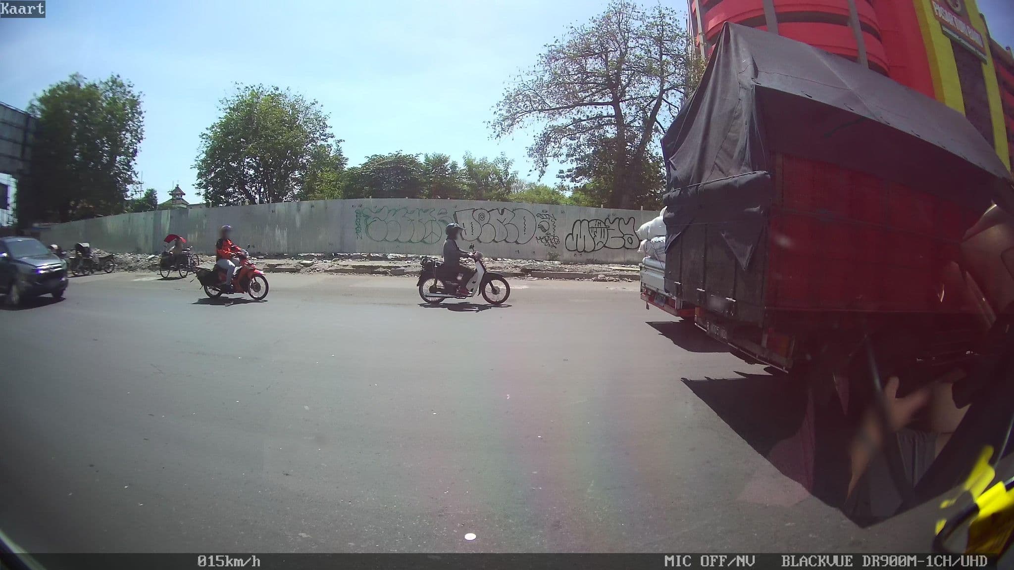 Street view near Aryaduta Hotel, Medan, Surabaya — © kaart_2 (CC BY-SA · Mapillary)
