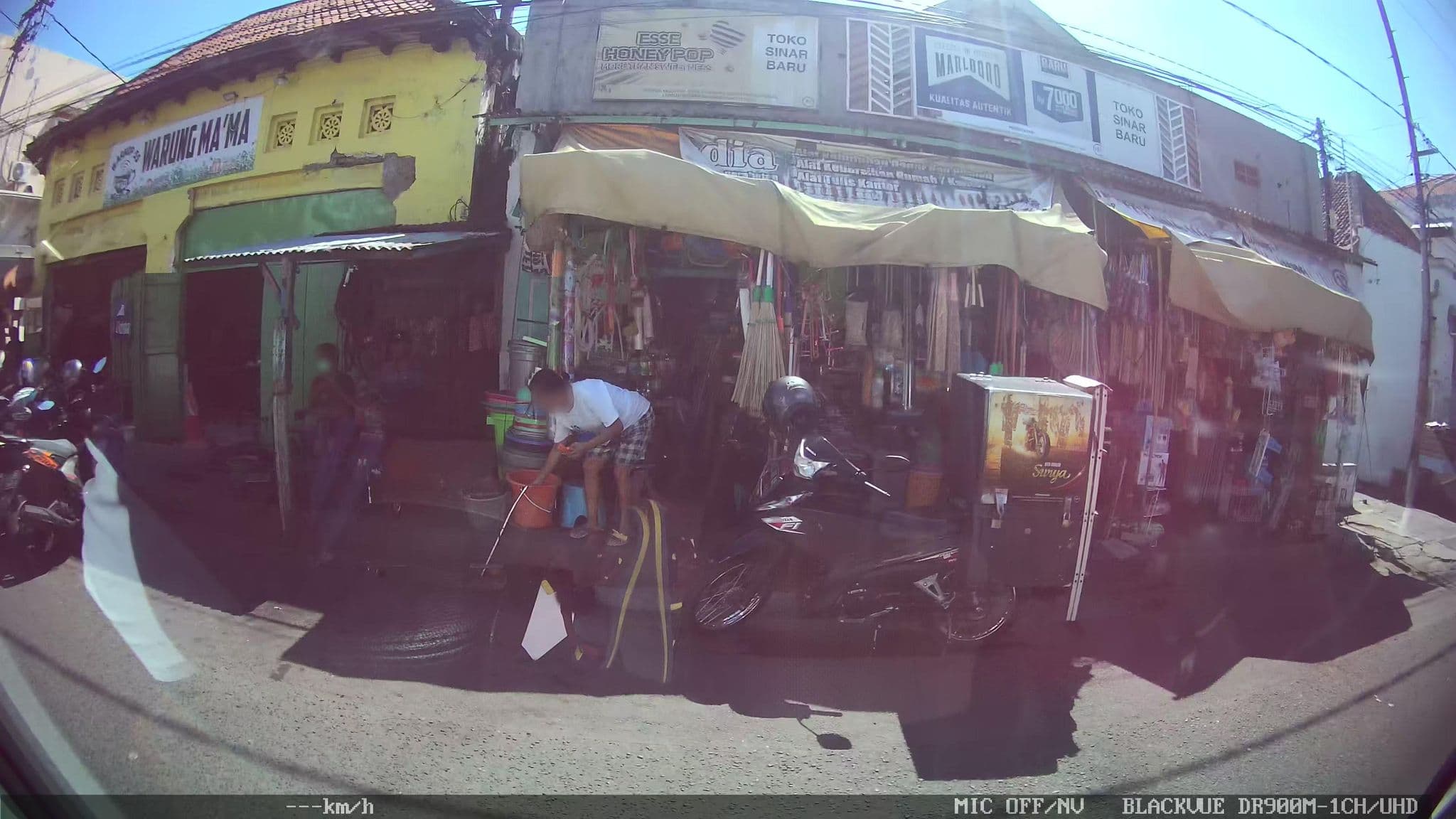 Street view near Hotel abbas, Surabaya — © kaart_2 (CC BY-SA · Mapillary)