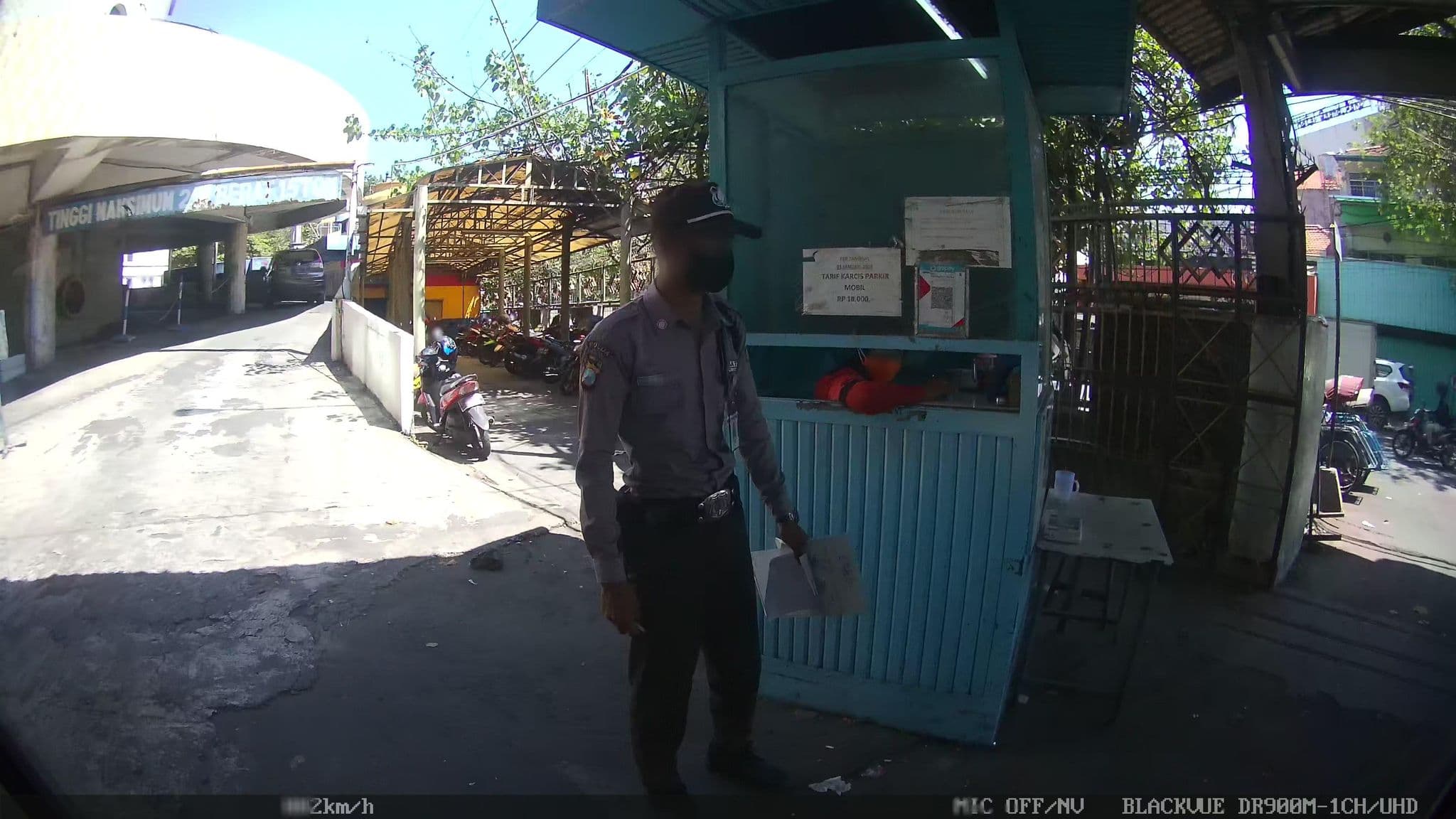 Street view near Hotel Harris Pop, Surabaya — © kaart_2 (CC BY-SA · Mapillary)