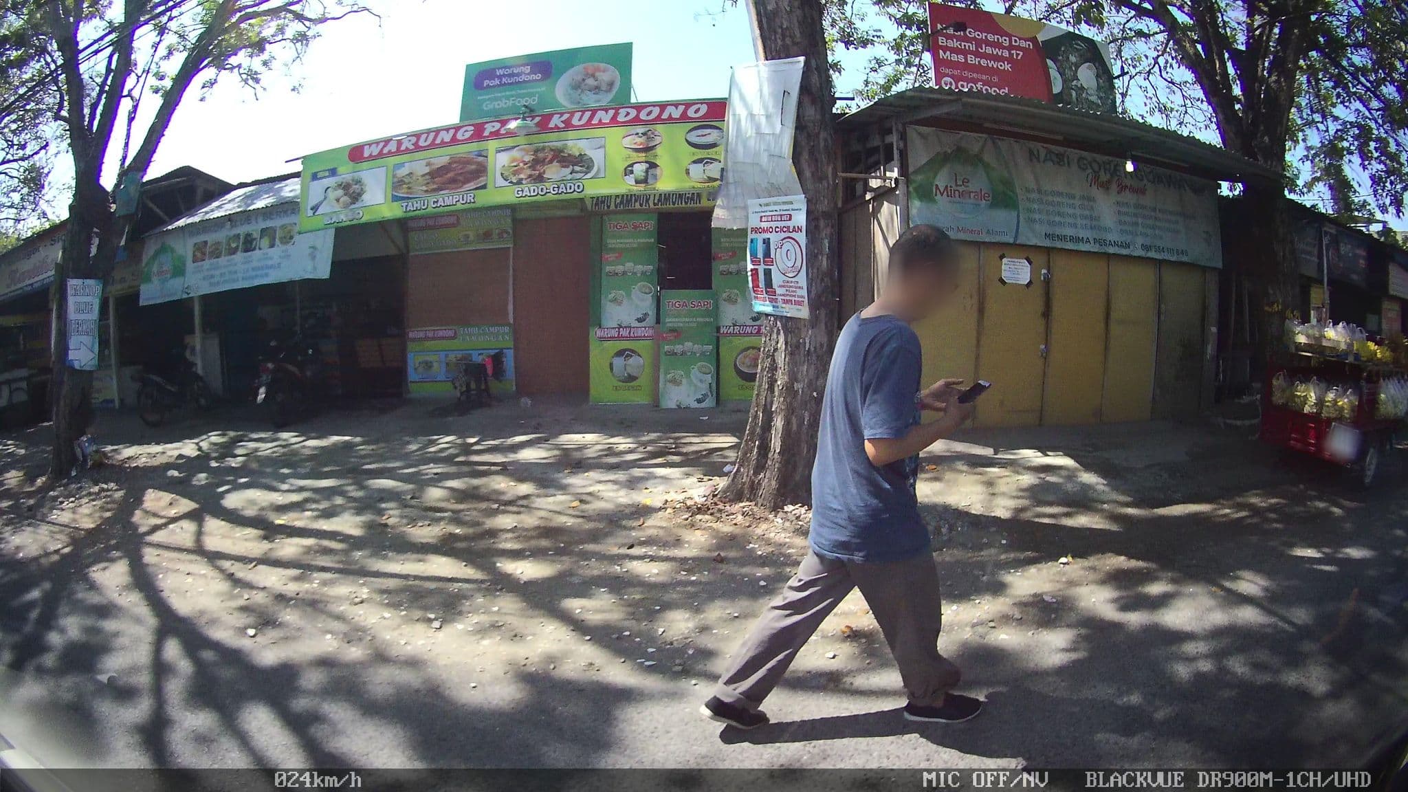 Street view near Mega Mulya Hotel, Gedangan — © kaart_2 (CC BY-SA · Mapillary)