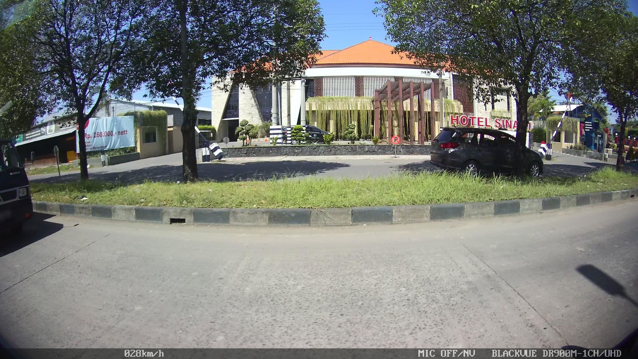 Street view near Sinar Hotel I, Gedangan — © kaart_2 (CC BY-SA · Mapillary)