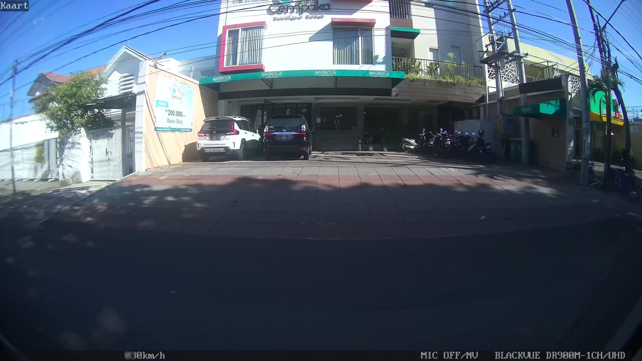 Street view near Graha Mahkota Boutique Hotel, Surabaya — © kaart_2 (CC BY-SA · Mapillary)