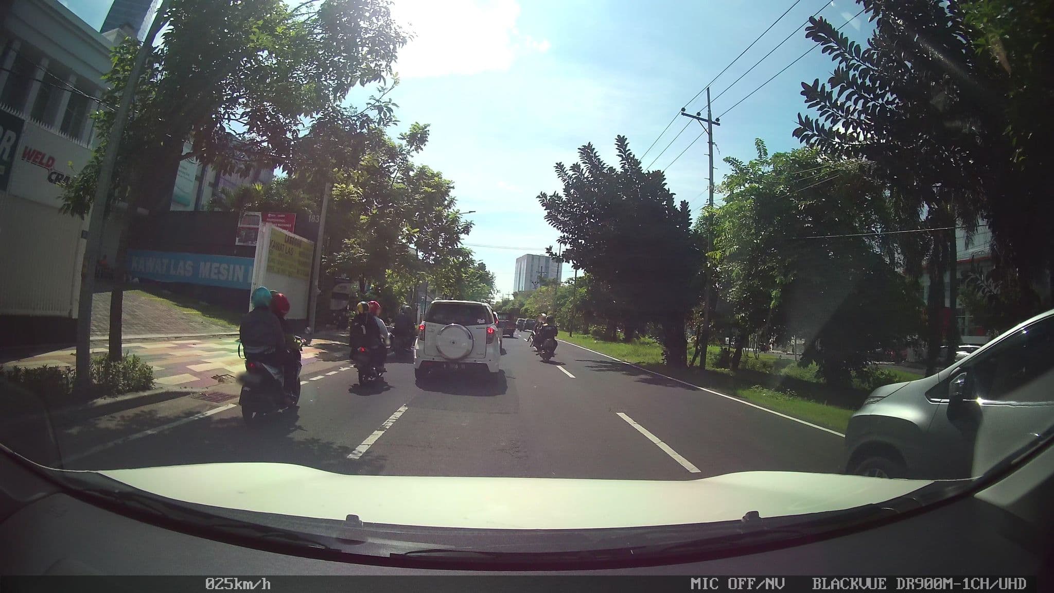 Street view near PJB Guest House, Surabaya — © kaart_2 (CC BY-SA · Mapillary)