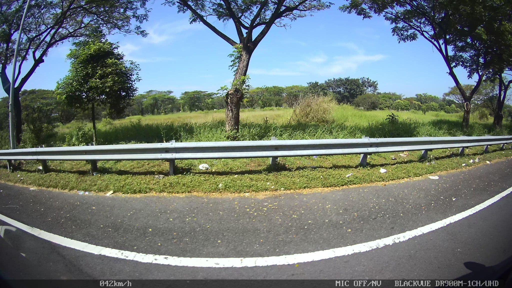 Street view near Paradiso, Gedangan — © kaart_2 (CC BY-SA · Mapillary)