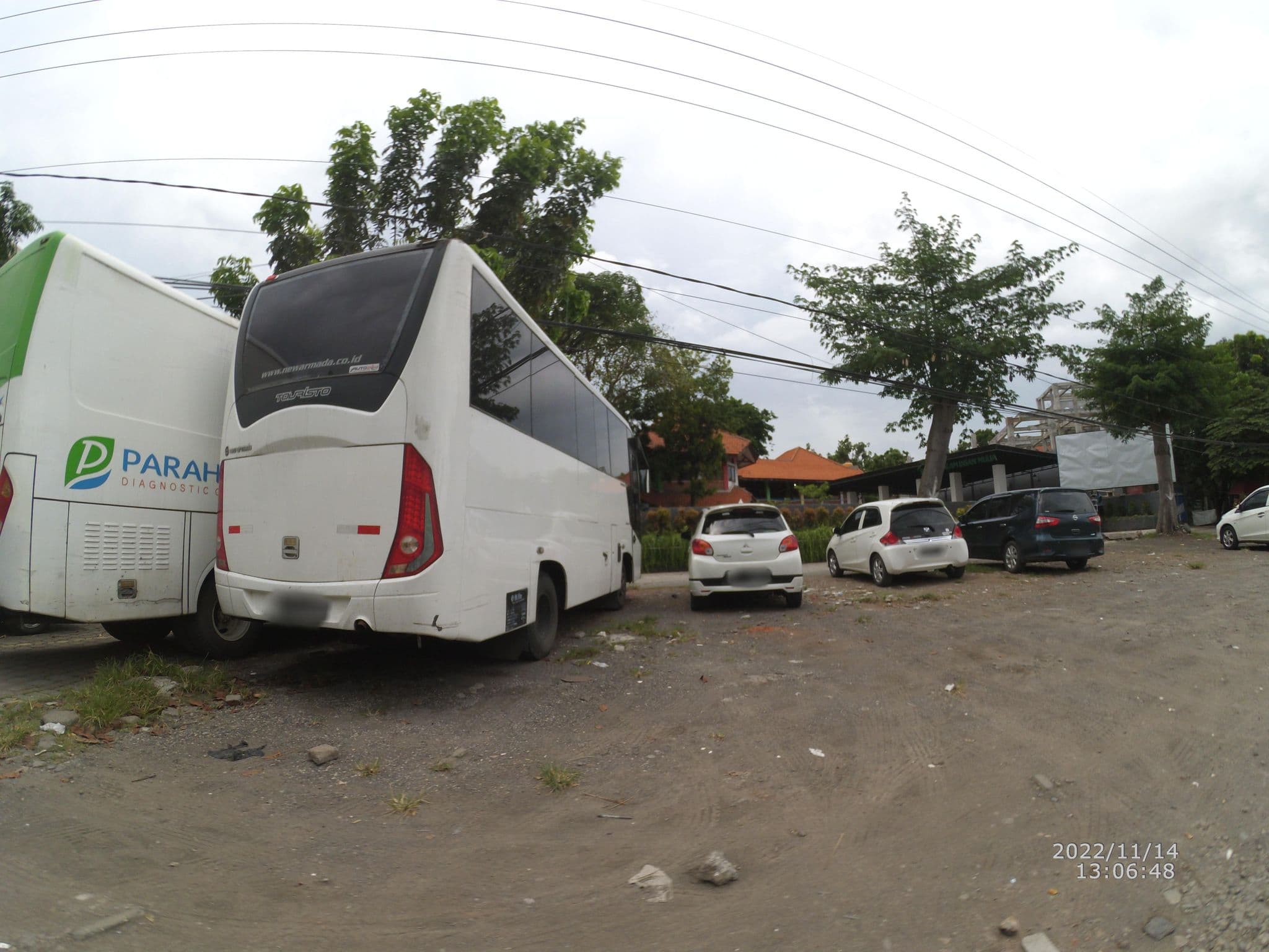Street view near Dupa Class and Resort, Surabaya — © maphunter_id (CC BY-SA · Mapillary)