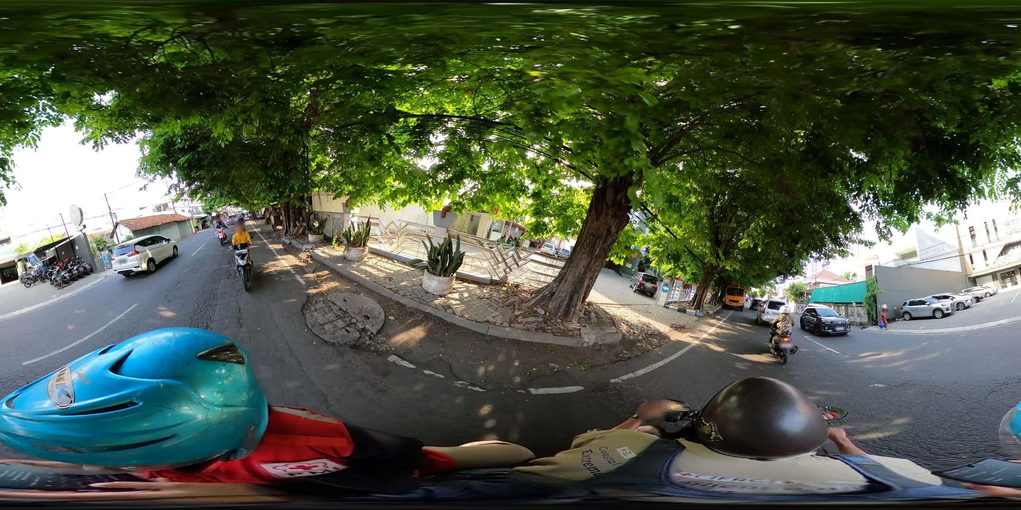 Street view near Hotel Nur Pacific, Surabaya — © danbjoseph (CC BY-SA · Mapillary)