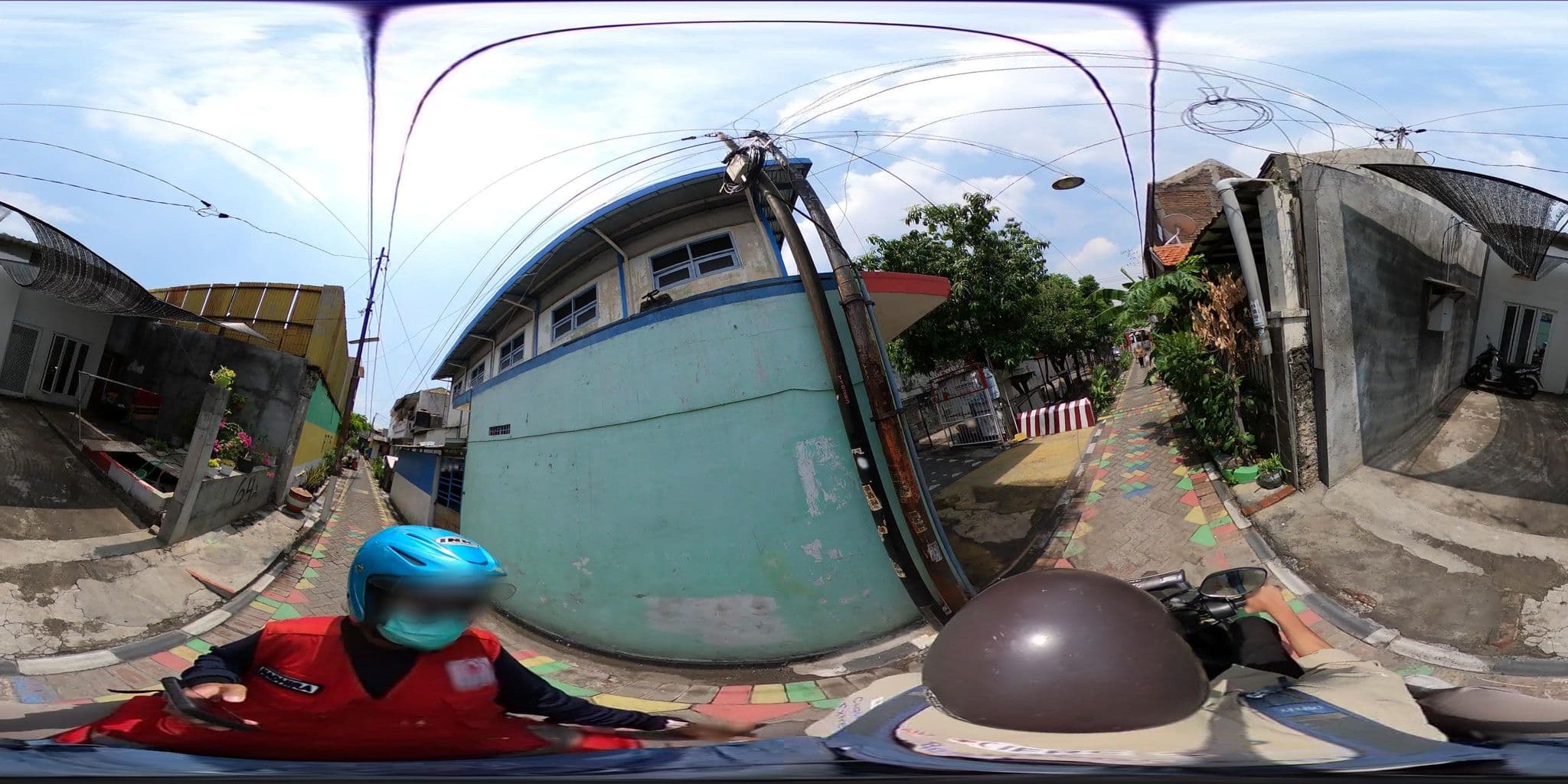 Street view near Hotel Bhinneka Surabaya, Surabaya — © danbjoseph (CC BY-SA · Mapillary)
