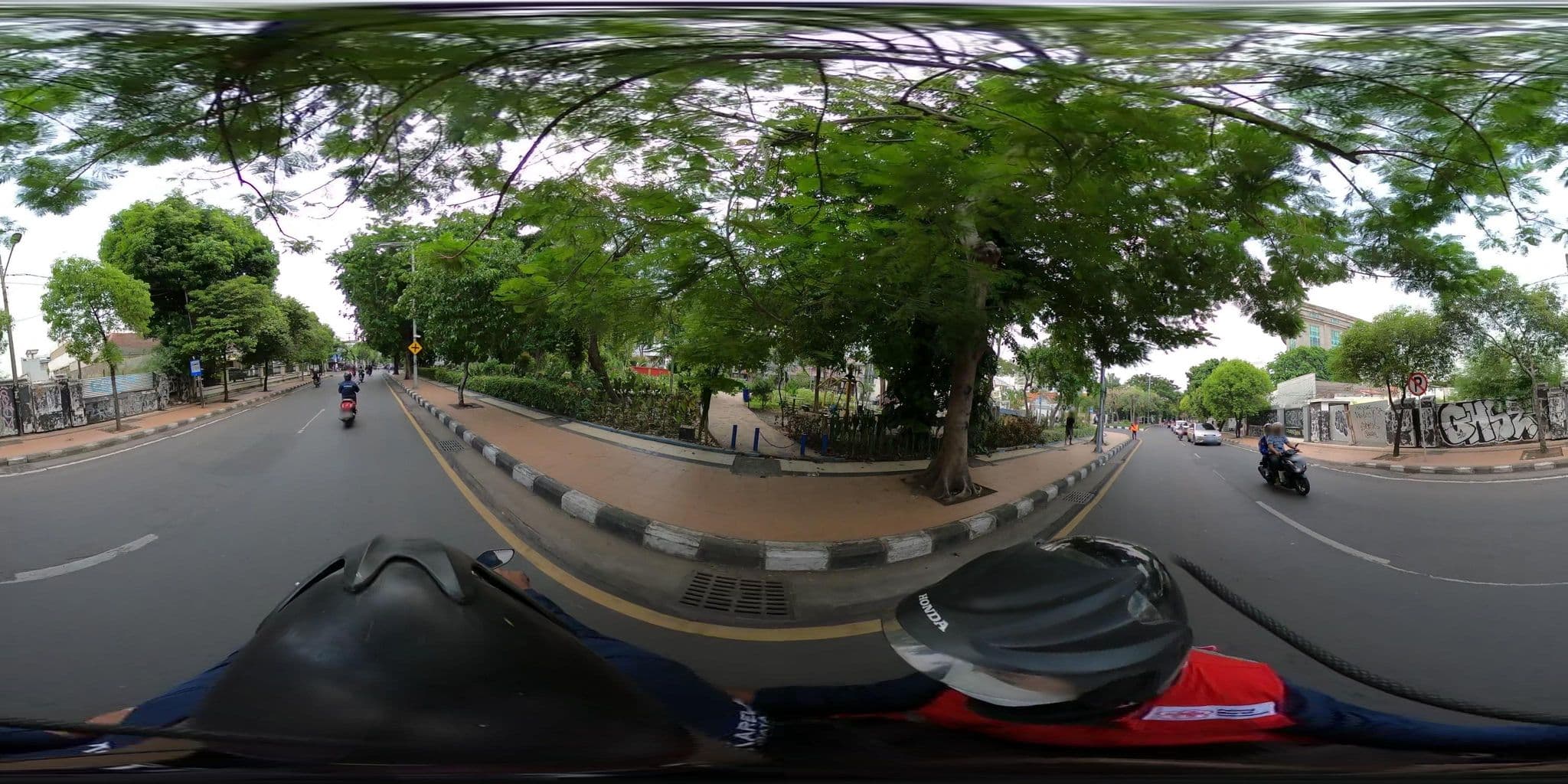 Street view near New Zippo, Surabaya — © danbjoseph (CC BY-SA · Mapillary)