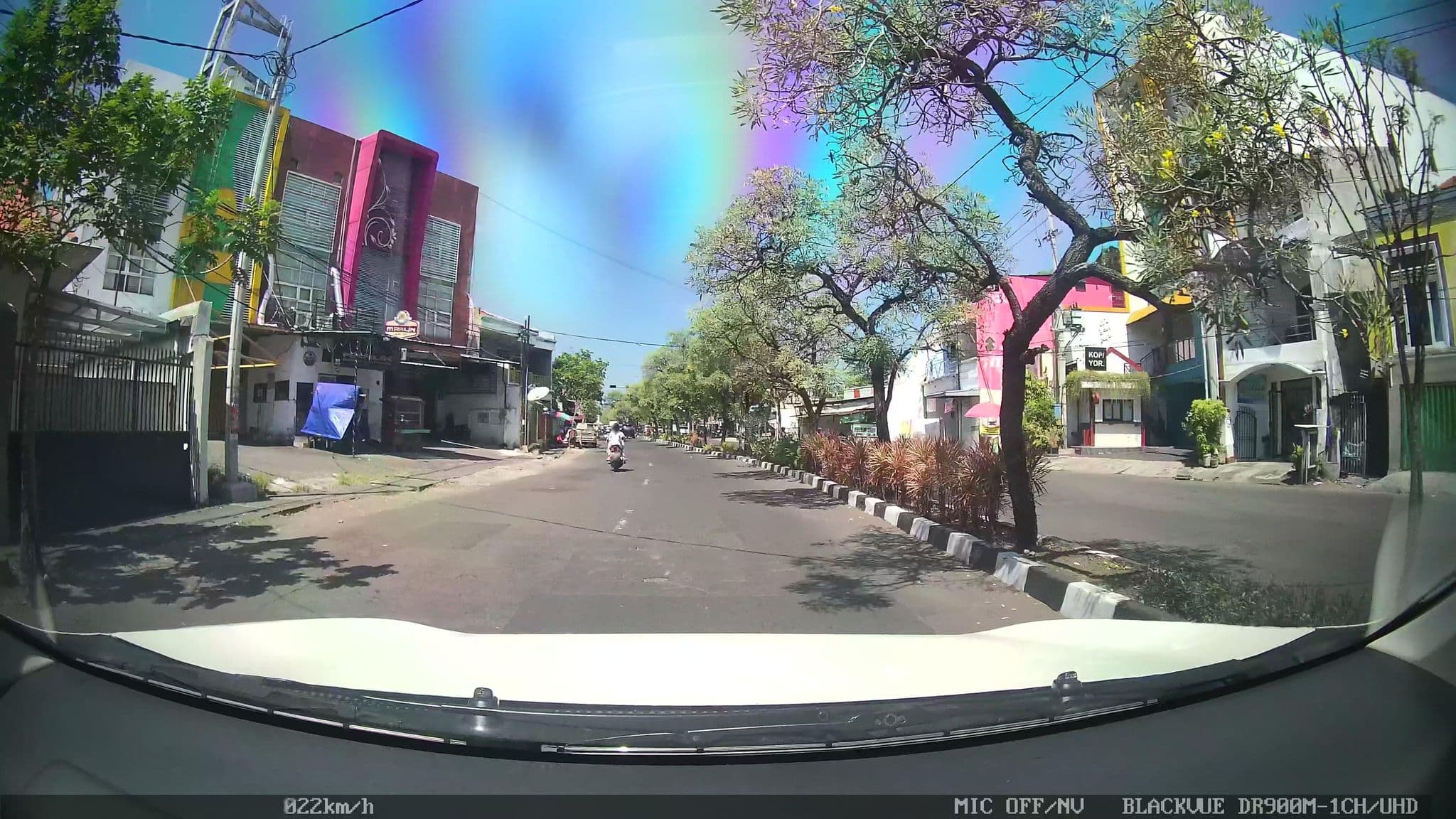 Street view near Kassandra Hotel, Surabaya — © kaart_2 (CC BY-SA · Mapillary)