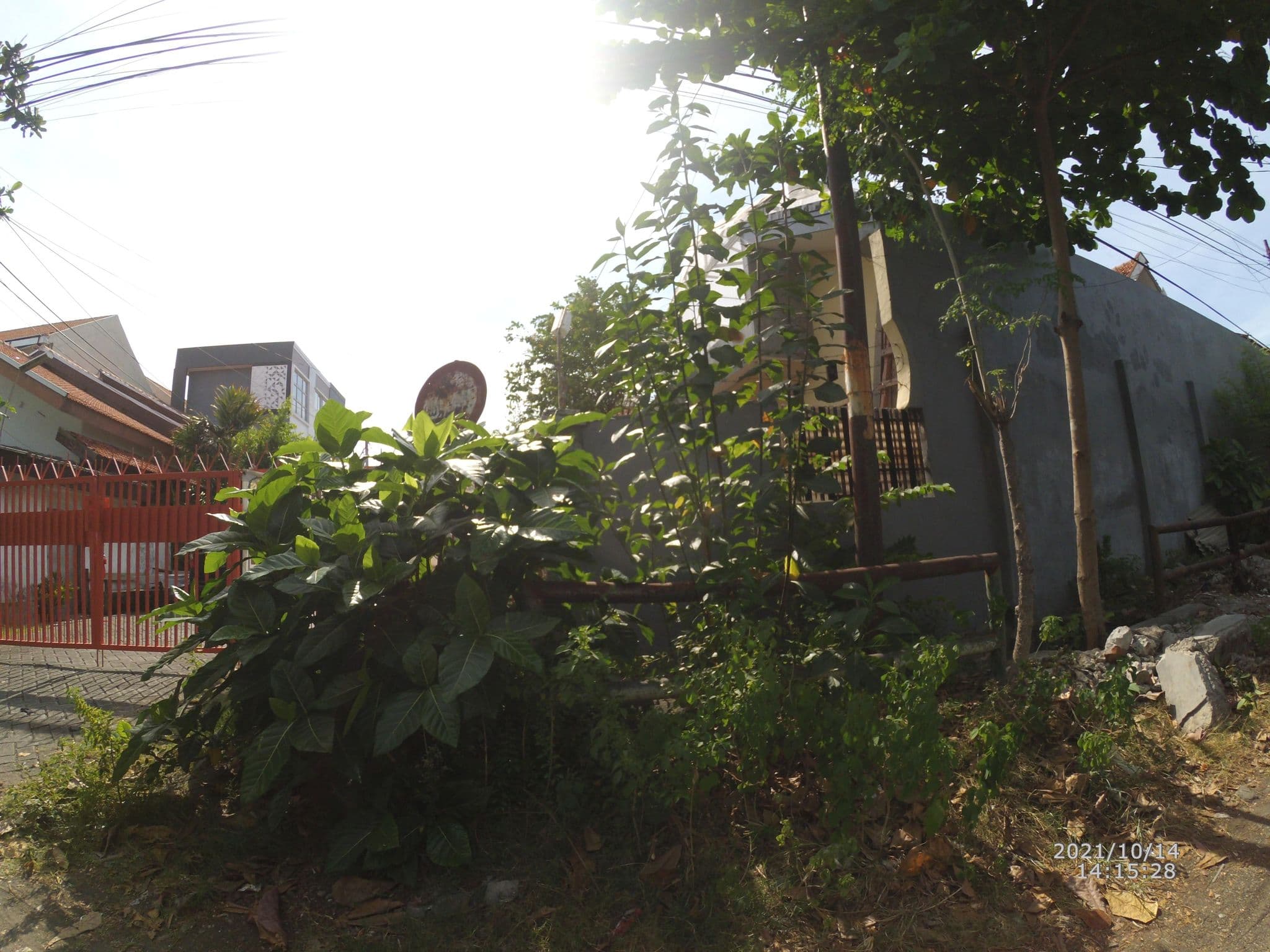 Street view near Nugraha Hotel, Surabaya — © maphunter_id (CC BY-SA · Mapillary)