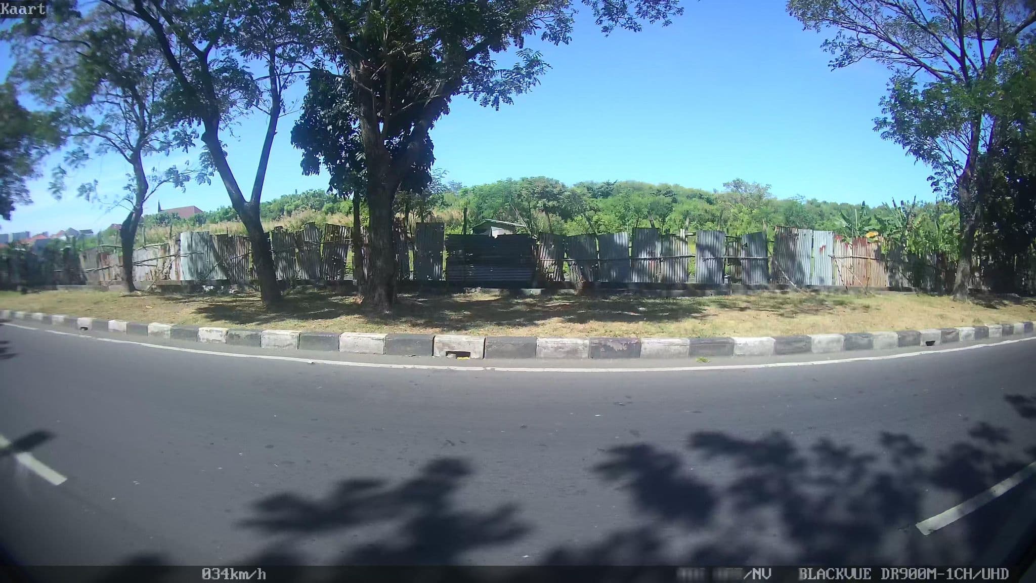 Street view near Kostnya dila, Surabaya — © kaart_2 (CC BY-SA · Mapillary)