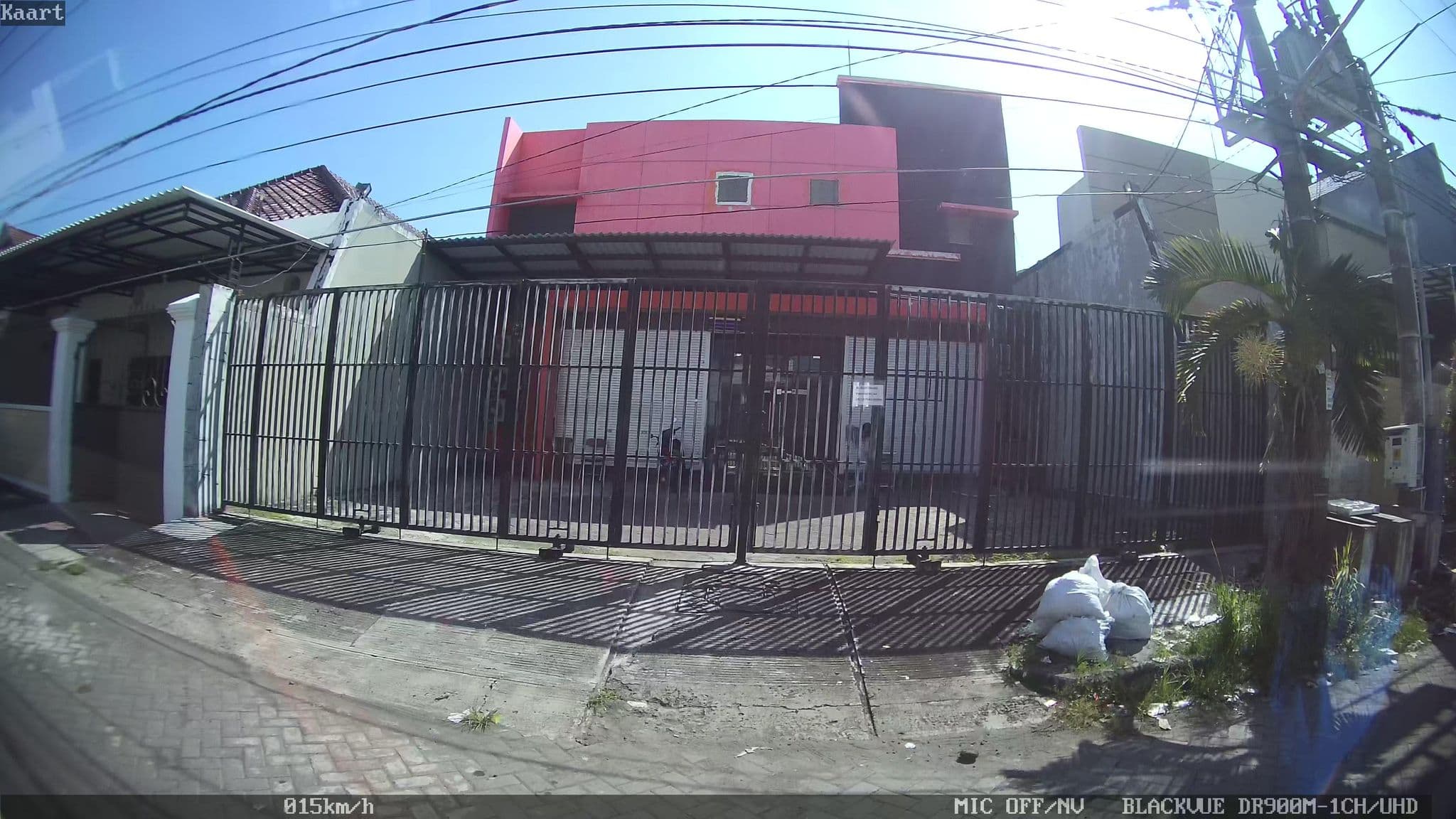 Street view near Wisma Sukowati, Surabaya — © kaart_2 (CC BY-SA · Mapillary)
