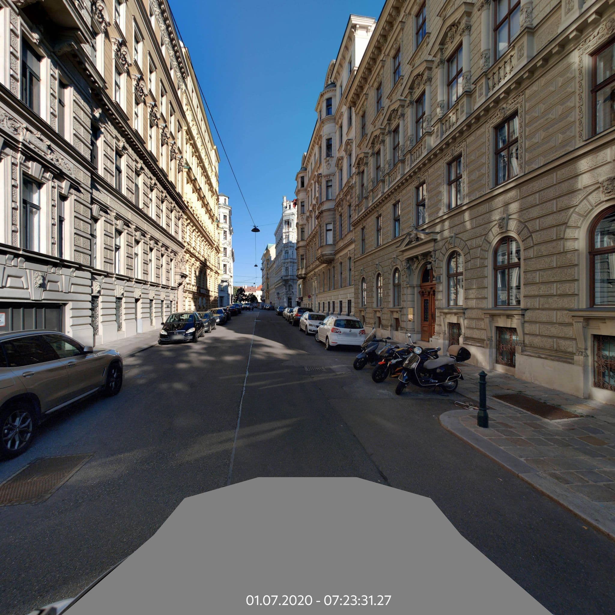 Street view near Roosevelt Stadthaus, Alsergrund — © eliasgander (CC BY-SA · Mapillary)
