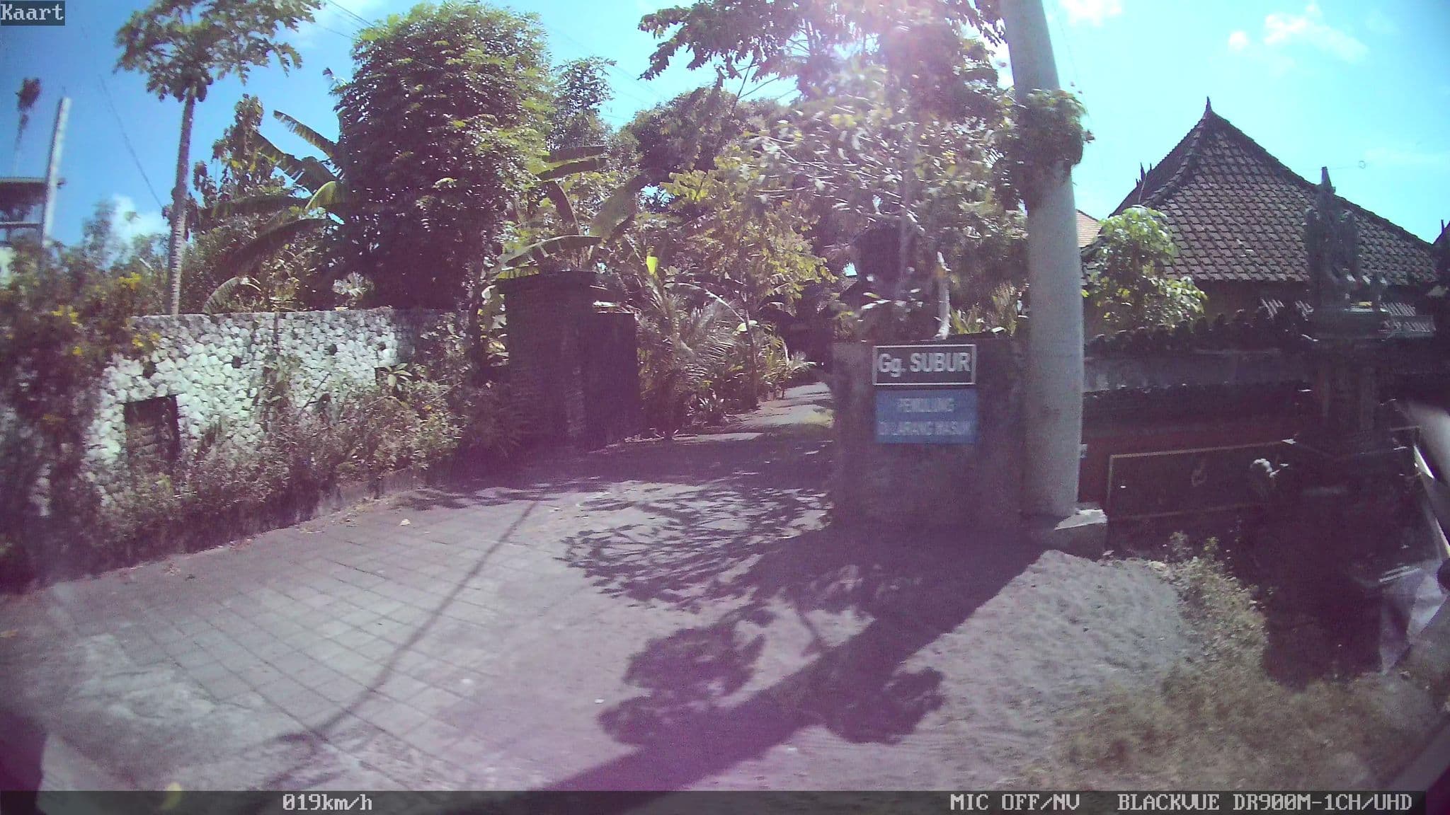 Street view near Nanda Lounge Homestay, Jimbaran — © kaart_2 (CC BY-SA · Mapillary)