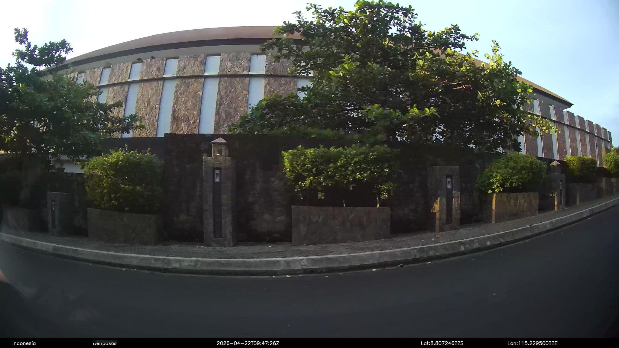 Street view near Merusaka Nusa Dua, Nusa Dua — © Kaart---RIGHT (CC BY-SA · Mapillary)
