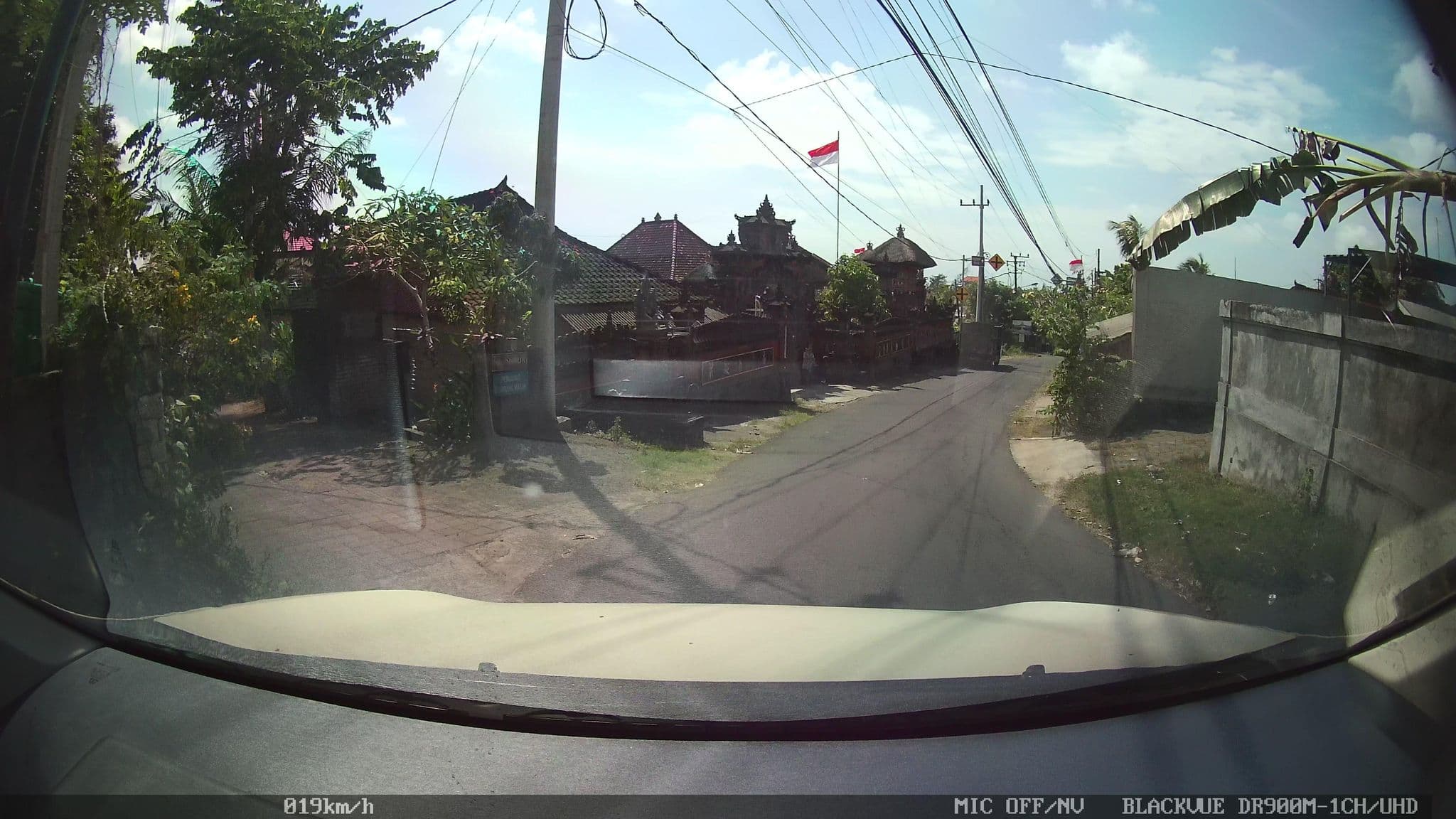 Street view near Villasantaibali, Jimbaran — © kaart_2 (CC BY-SA · Mapillary)
