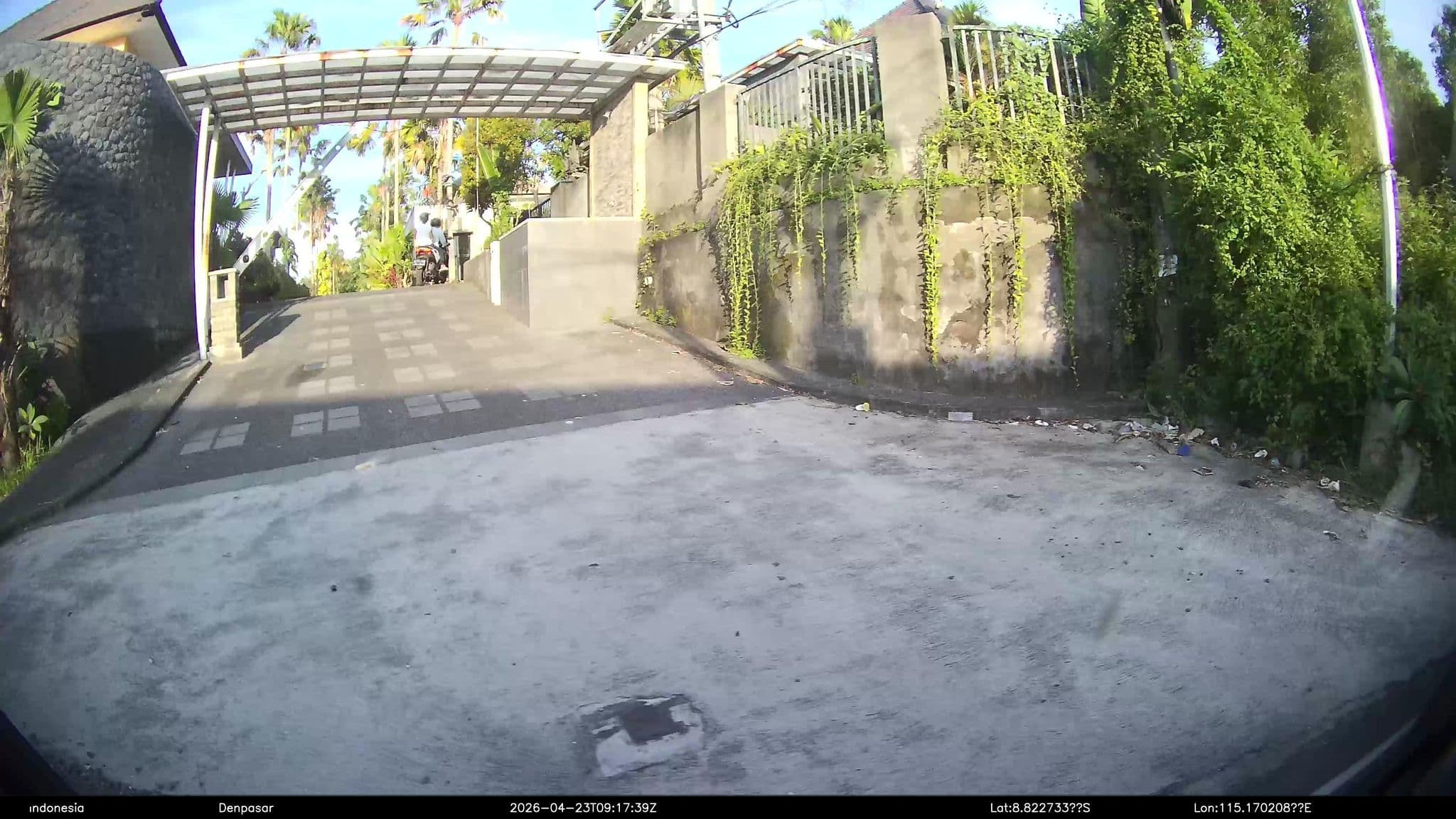 Street view near Airy Ungasan 7 Bali, Jimbaran — © Kaart---LEFT (CC BY-SA · Mapillary)