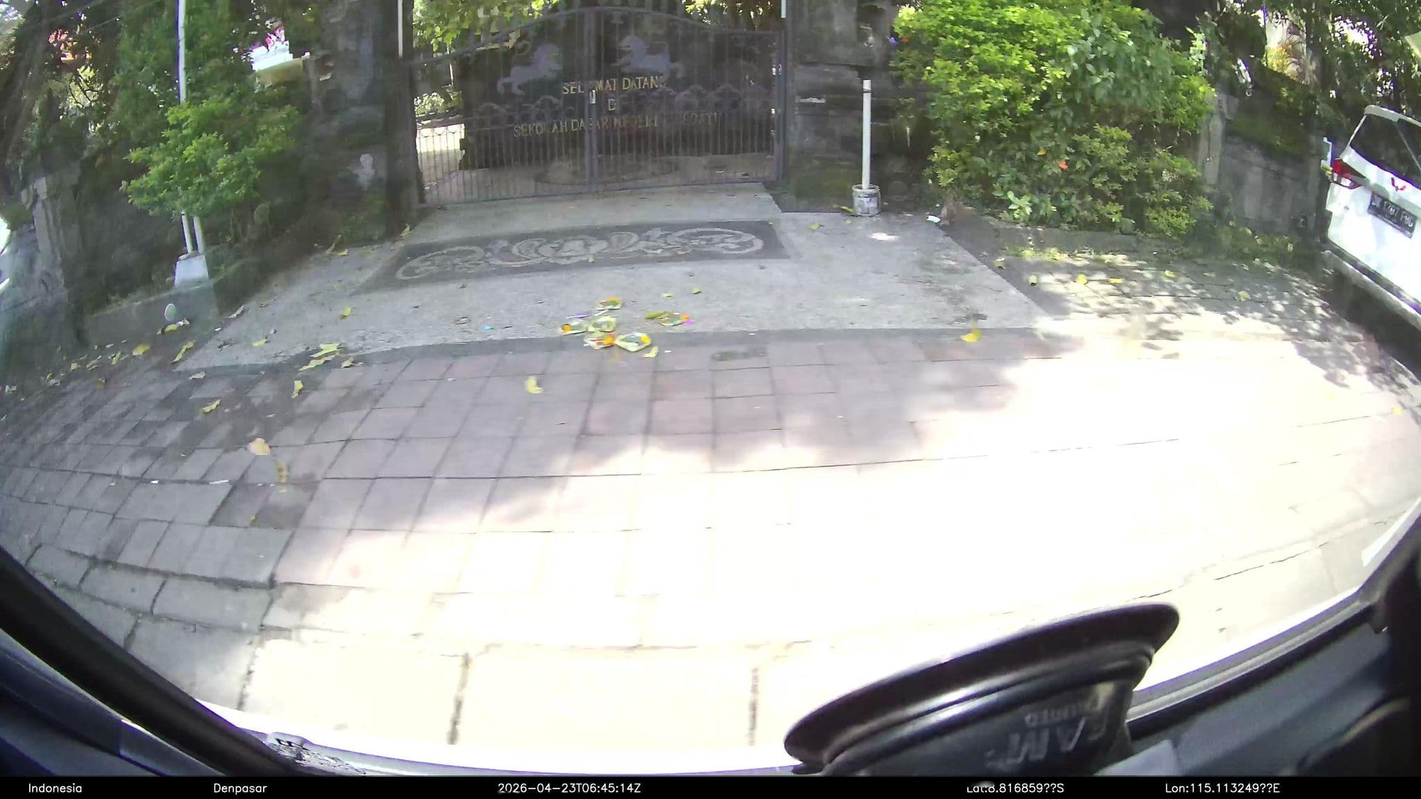 Street view near Rambo Homestay, Jimbaran — © Kaart---LEFT (CC BY-SA · Mapillary)