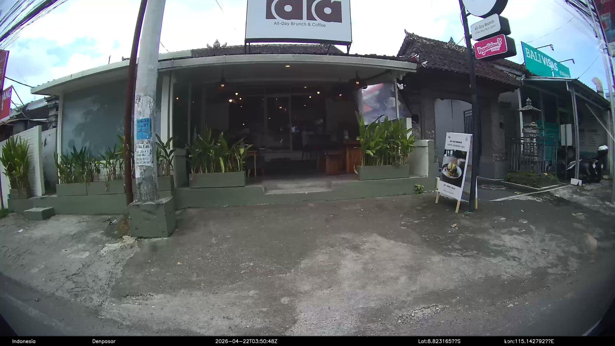 Street view near Six Senses Uluwatu, Jimbaran — © Kaart---LEFT (CC BY-SA · Mapillary)