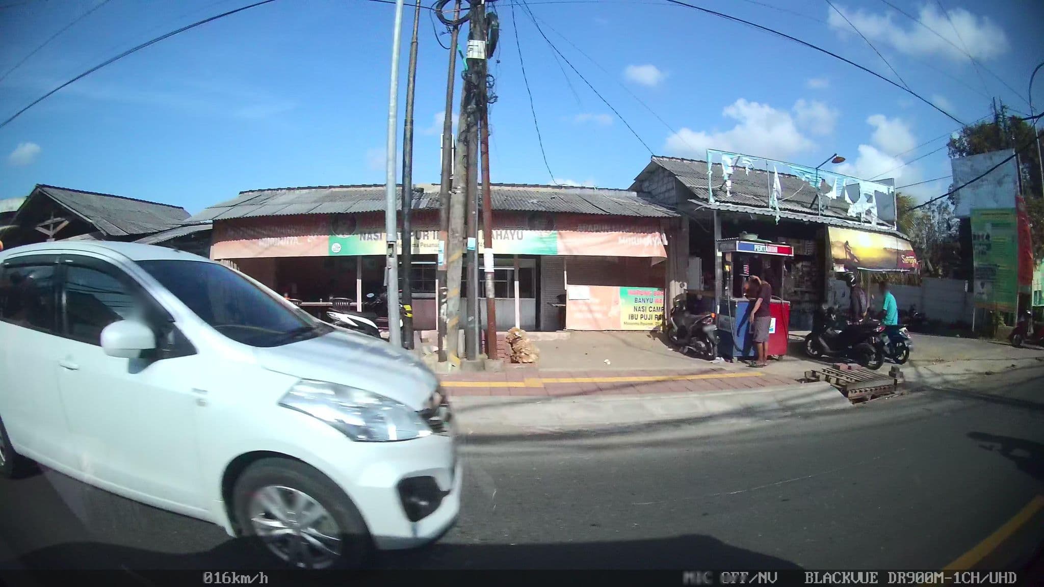 Street view near Villa Adenium, Jimbaran — © kaart_2 (CC BY-SA · Mapillary)