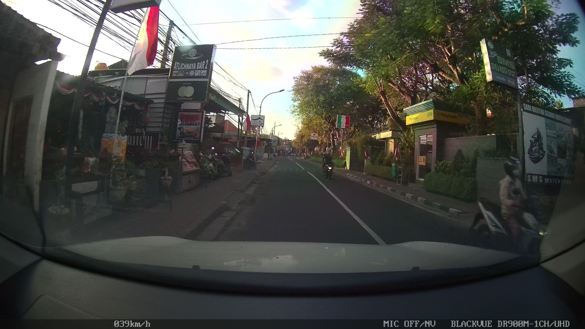 Street view near Pondok Hasan, Benoa — © kaart_2 (CC BY-SA · Mapillary)