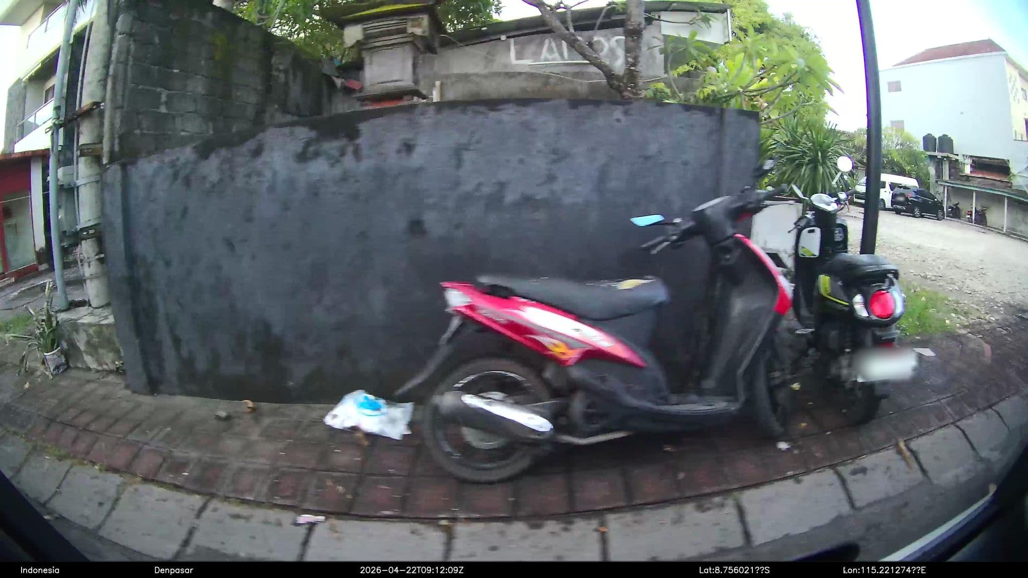 Street view near Hotel Malesty Room 130, Benoa — © Kaart---360 (CC BY-SA · Mapillary)