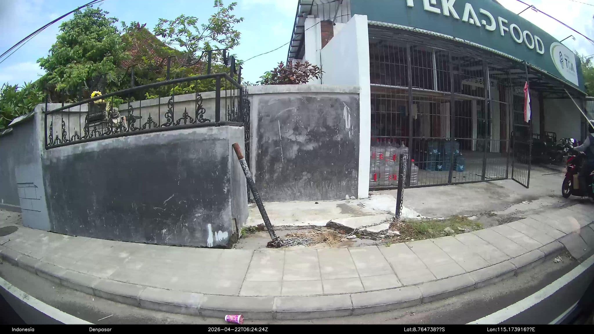 Street view near villa Mary's beach, Jimbaran — © Kaart---FRONT (CC BY-SA · Mapillary)