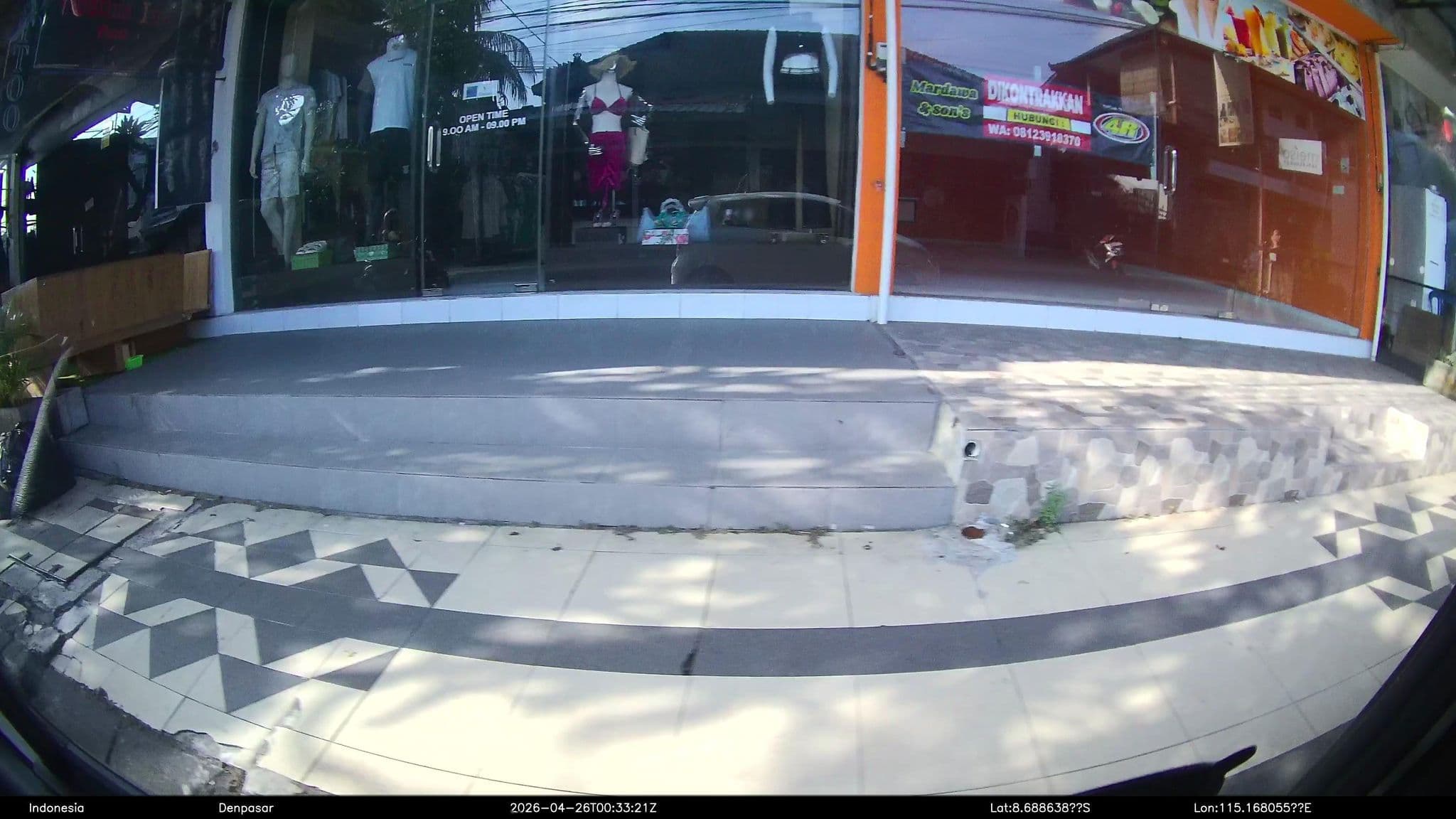 Street view near The Dreamland - Luxury Villas & Spa, Legian — © Kaart---LEFT (CC BY-SA · Mapillary)
