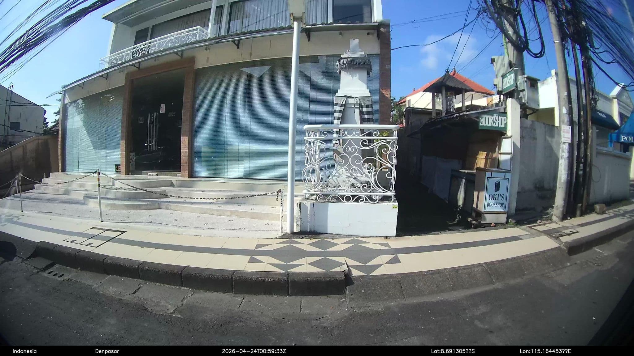 Street view near Lobby mercure hotel, Legian — © Kaart---LEFT (CC BY-SA · Mapillary)